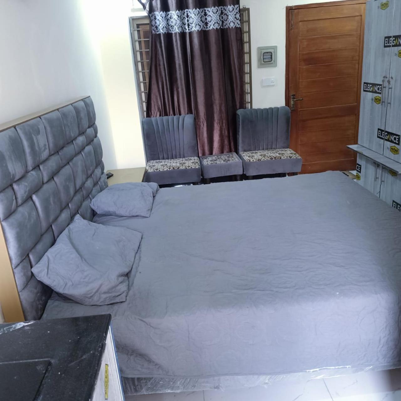 Photo 6