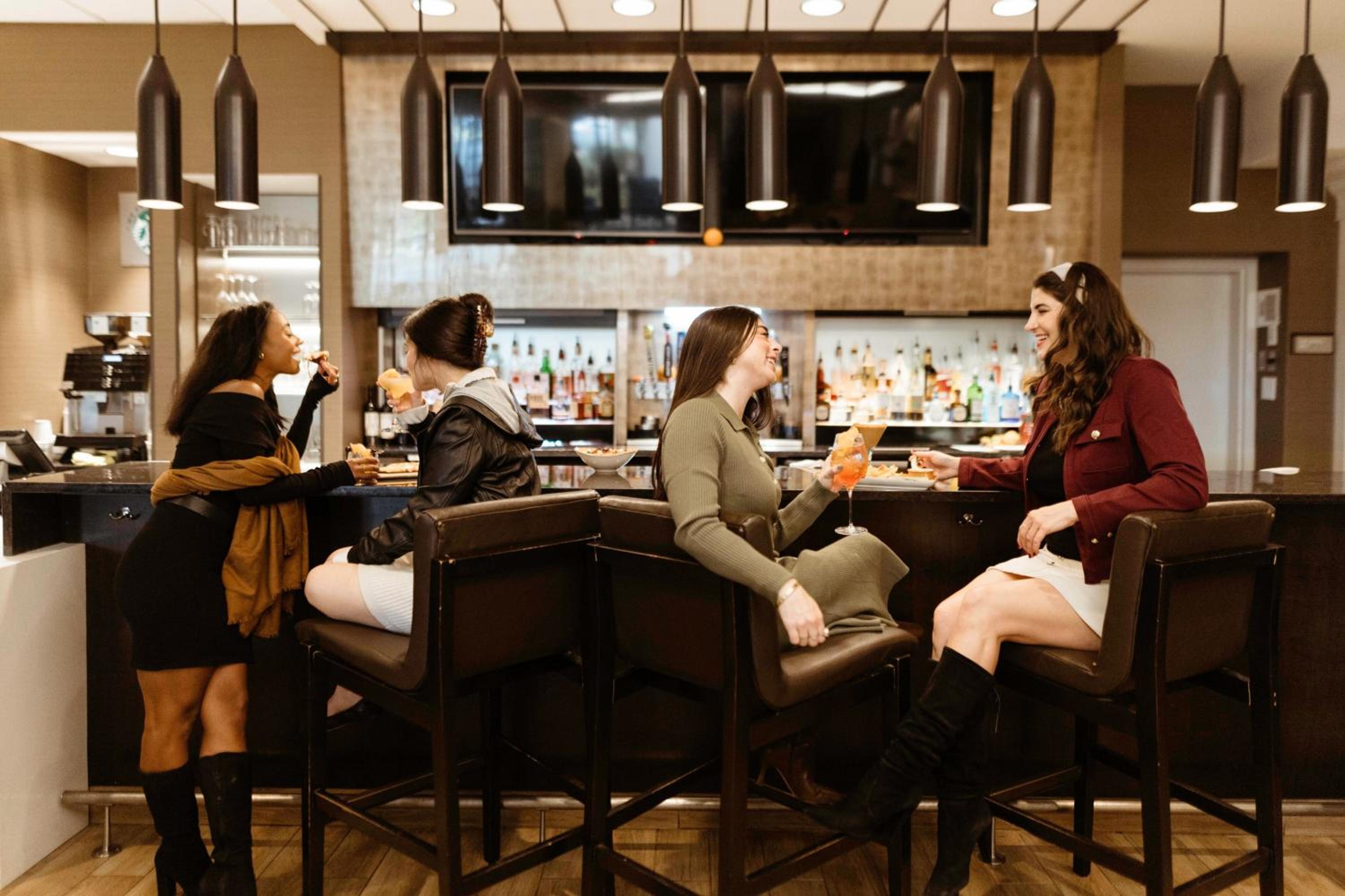 Boston Marriott Peabody - Property Image 9
