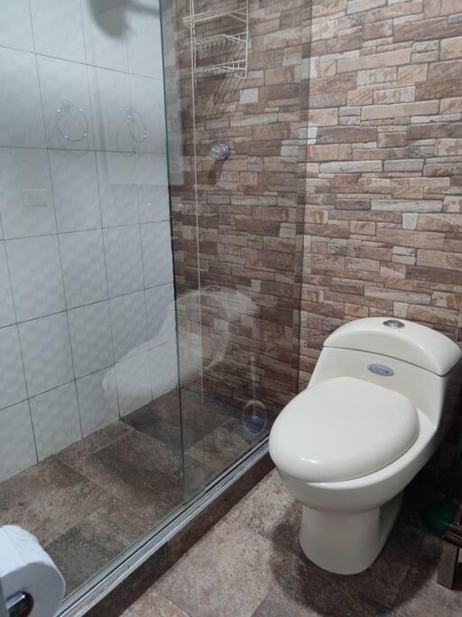 Mi casa, ahora tu casa