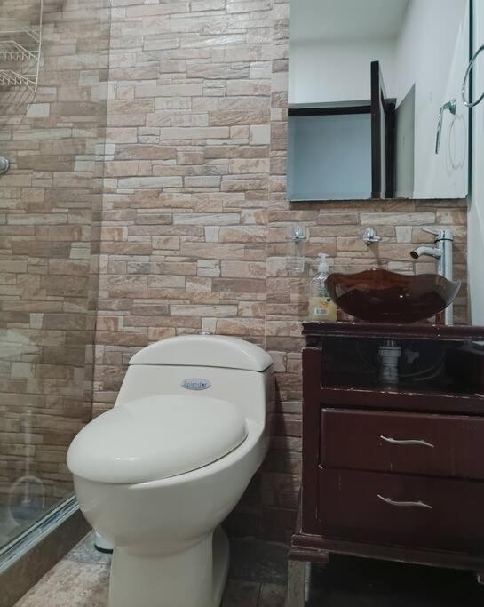 Mi casa, ahora tu casa