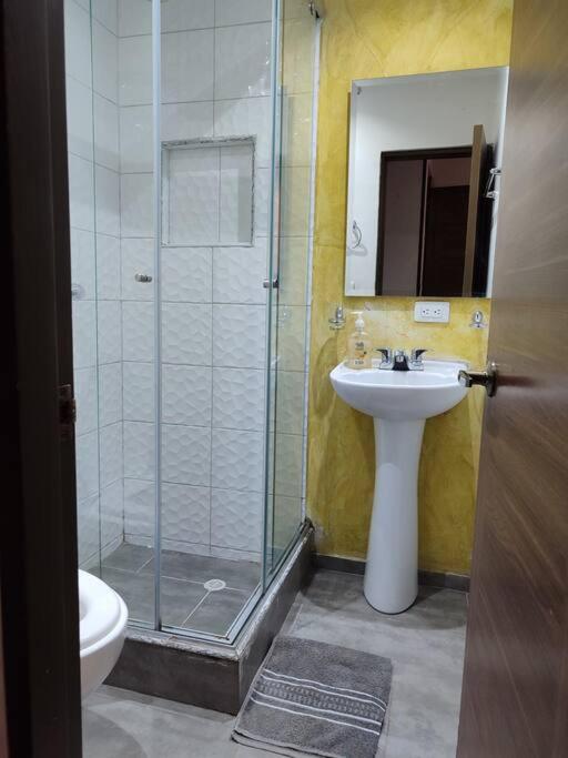 Mi casa, ahora tu casa
