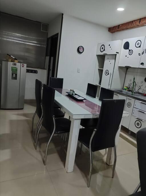 Mi casa, ahora tu casa