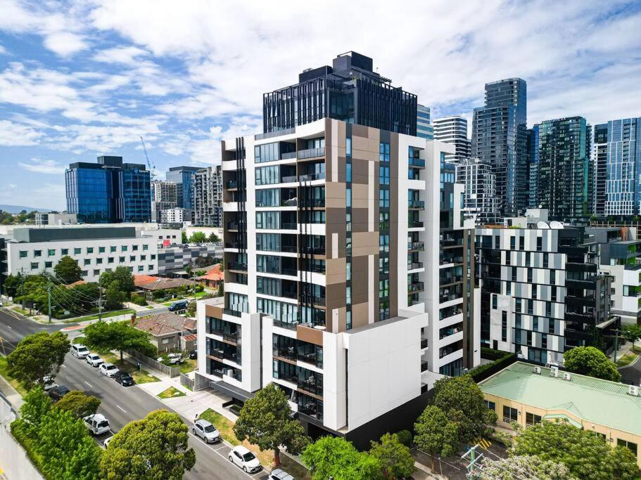 StayAU Bright Modern Box Hill in Prime Location