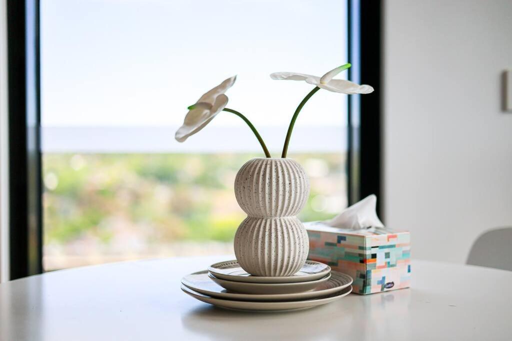 StayAU Bright Modern Box Hill in Prime Location