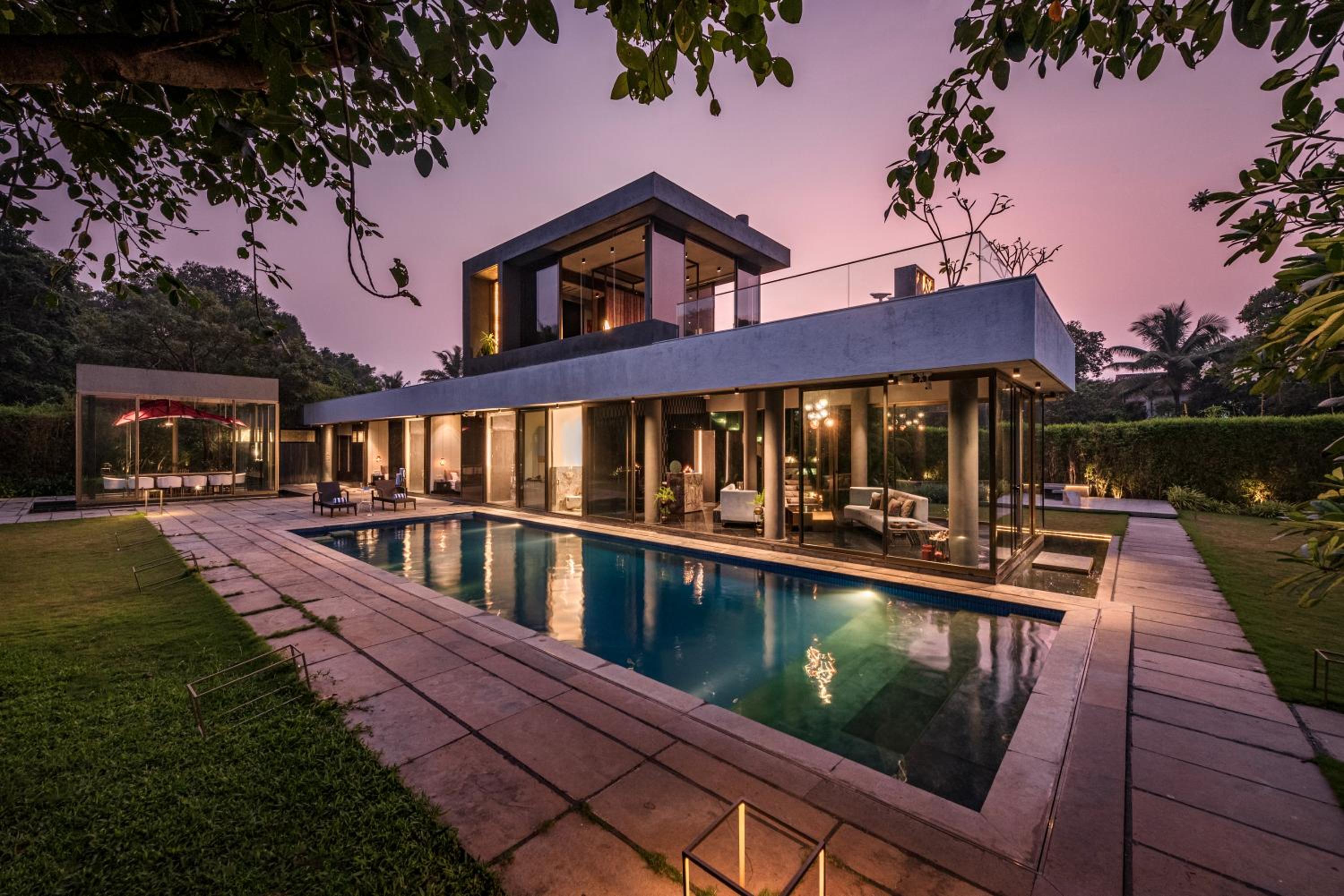 SaffronStays Glasshouse 91 - 4BR luxury villa with pool, art installations, lawns & outdoor dining