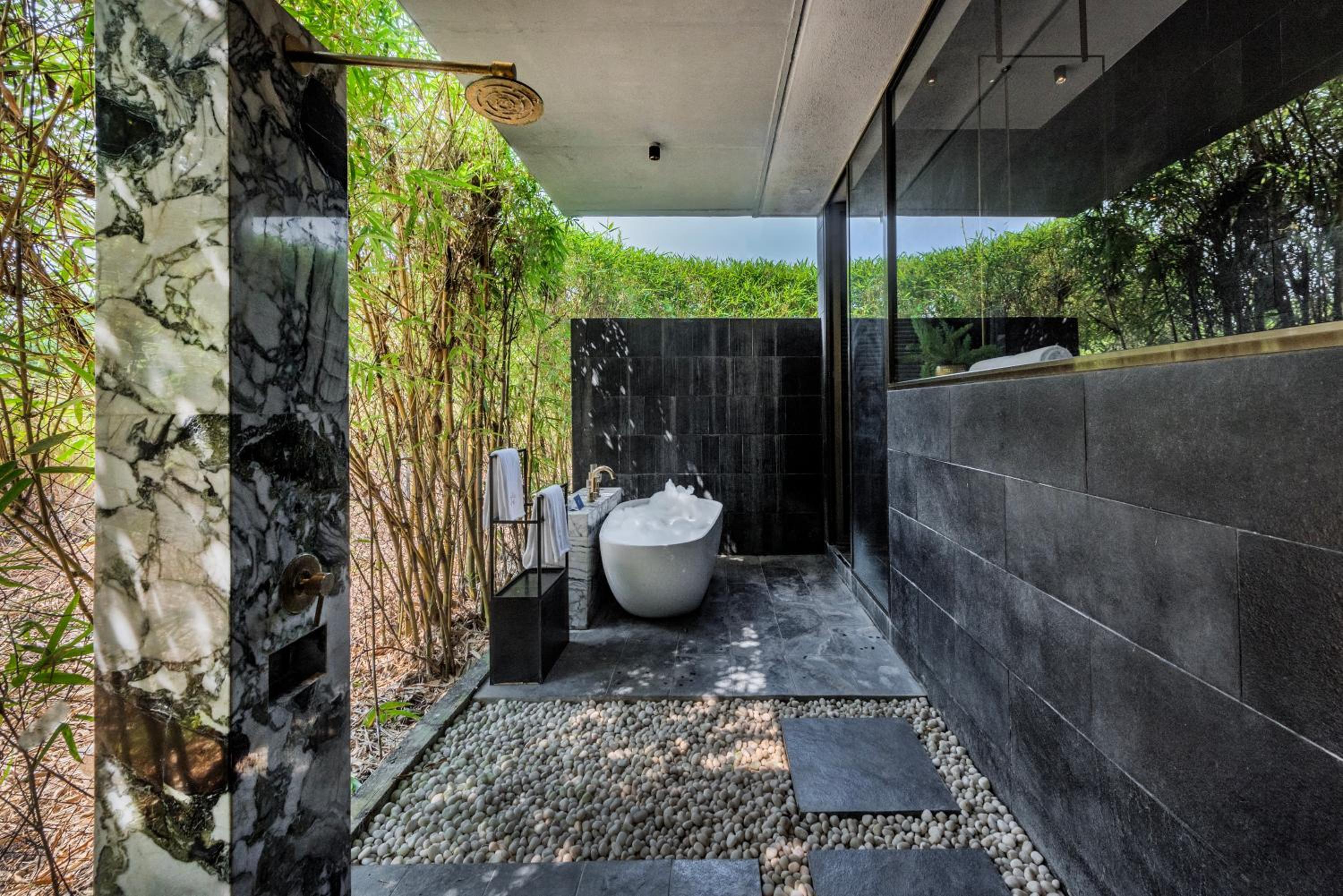 SaffronStays Glasshouse 91 - 4BR luxury villa with pool, art installations, lawns & outdoor dining