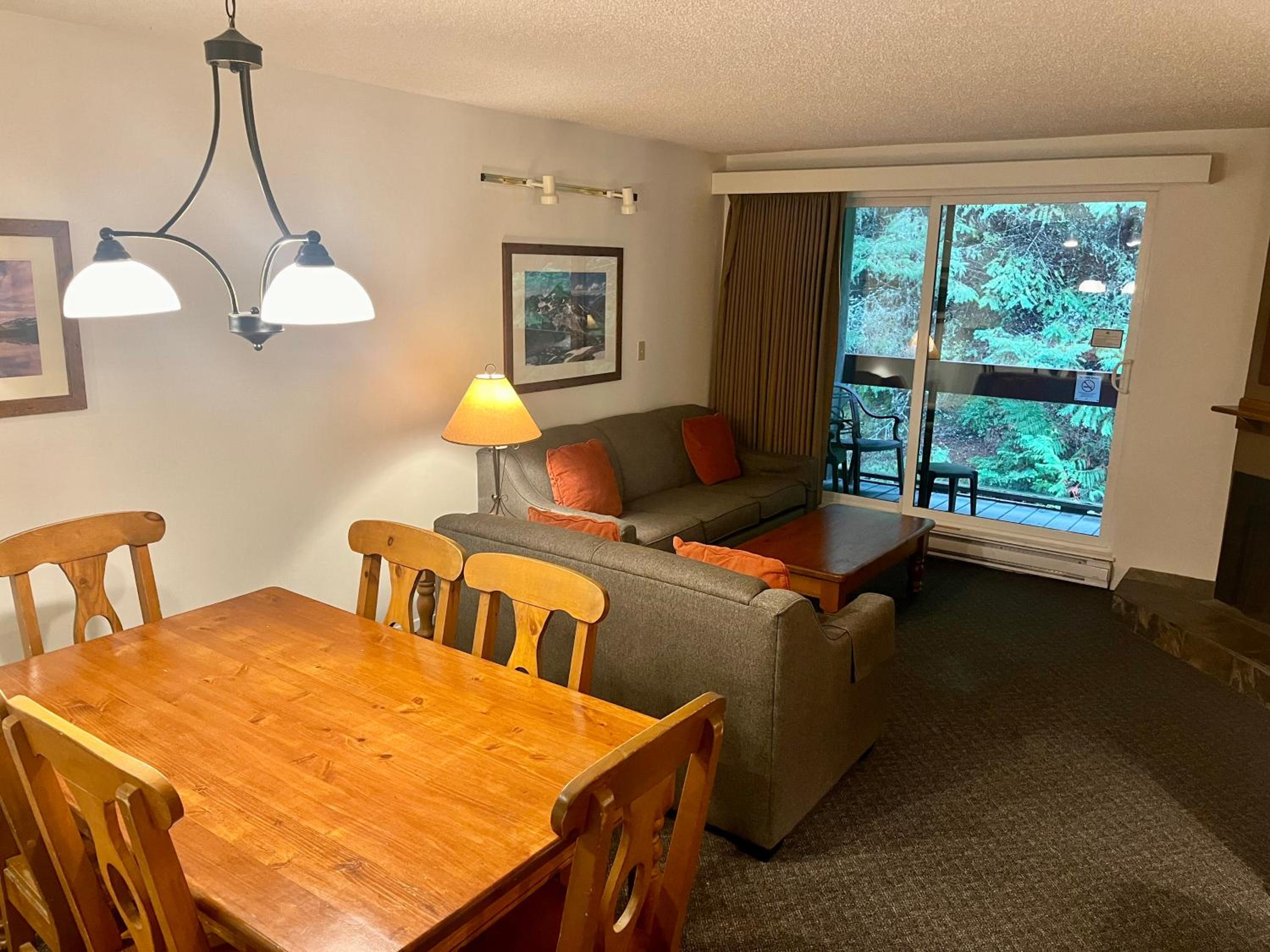Tantalus Lodge Whistlers Boutique Hotel Suite