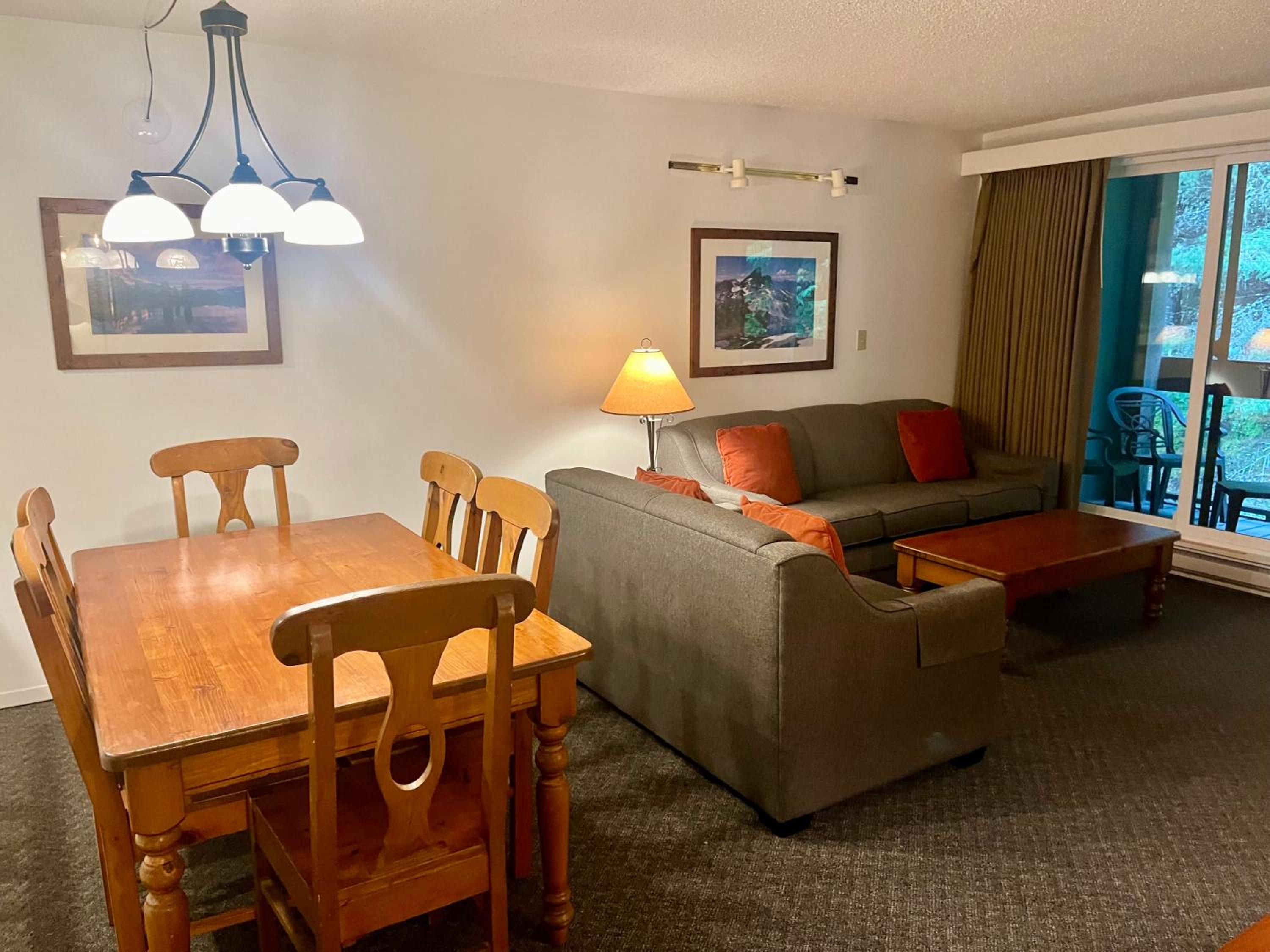 Tantalus Lodge Whistlers Boutique Hotel Suite