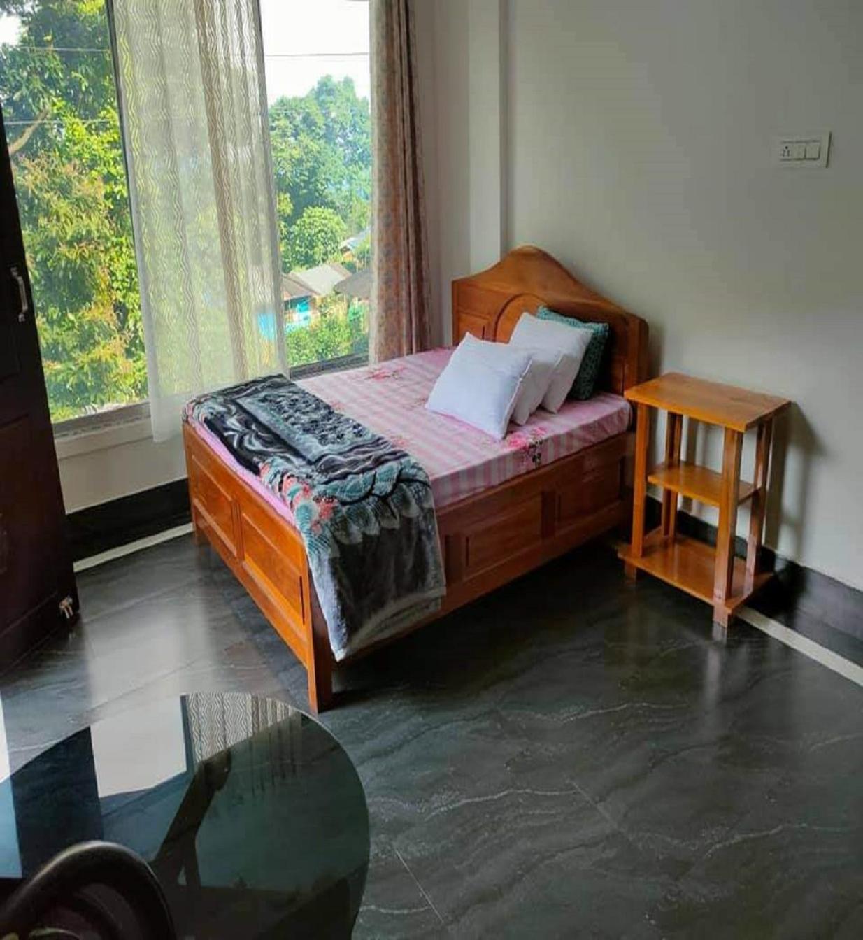 Photo 9