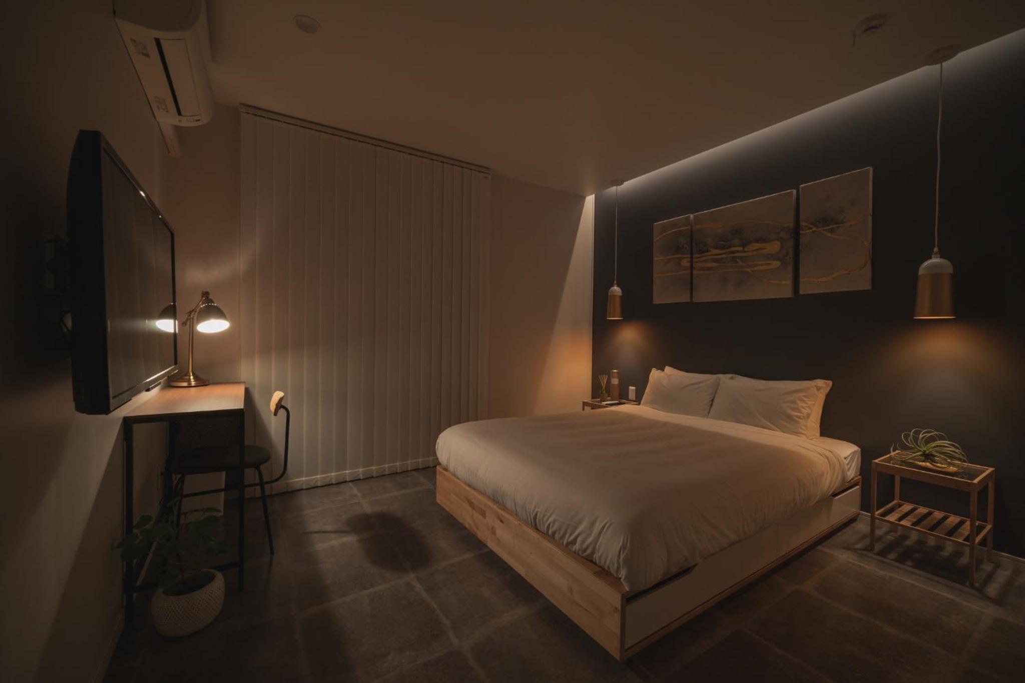 hotel room