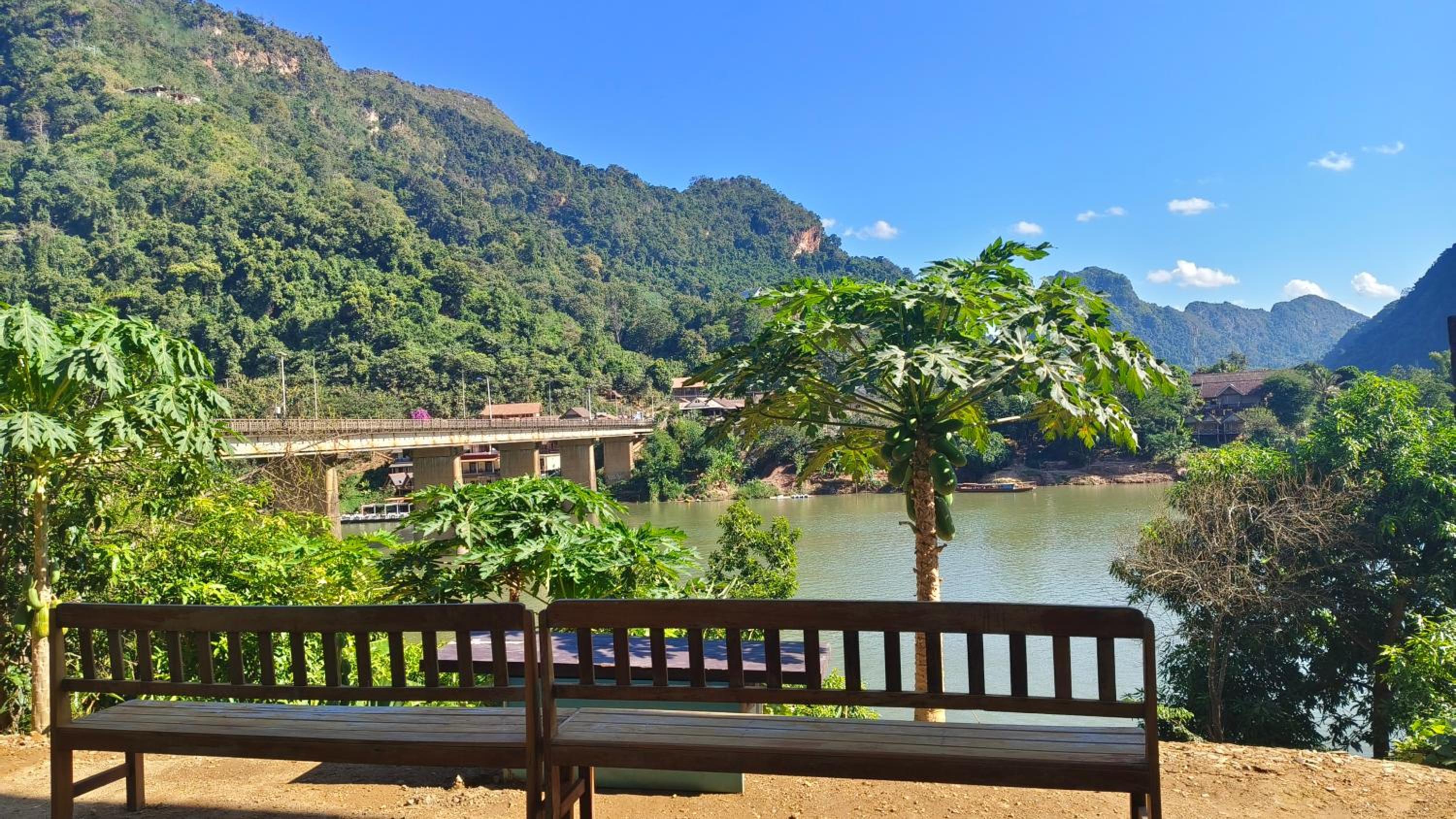 Khamphan Guesthouse