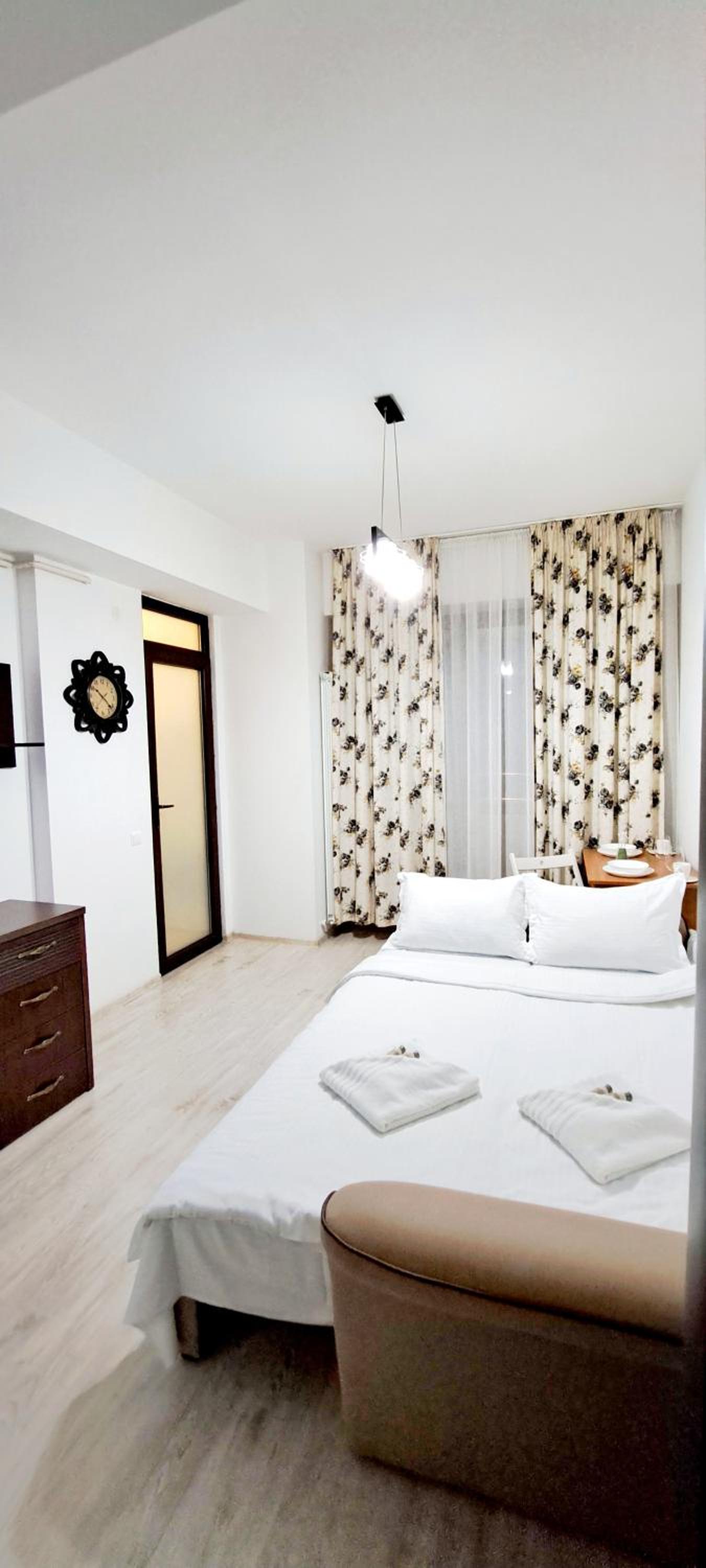 Isabell Home Pallas view 4