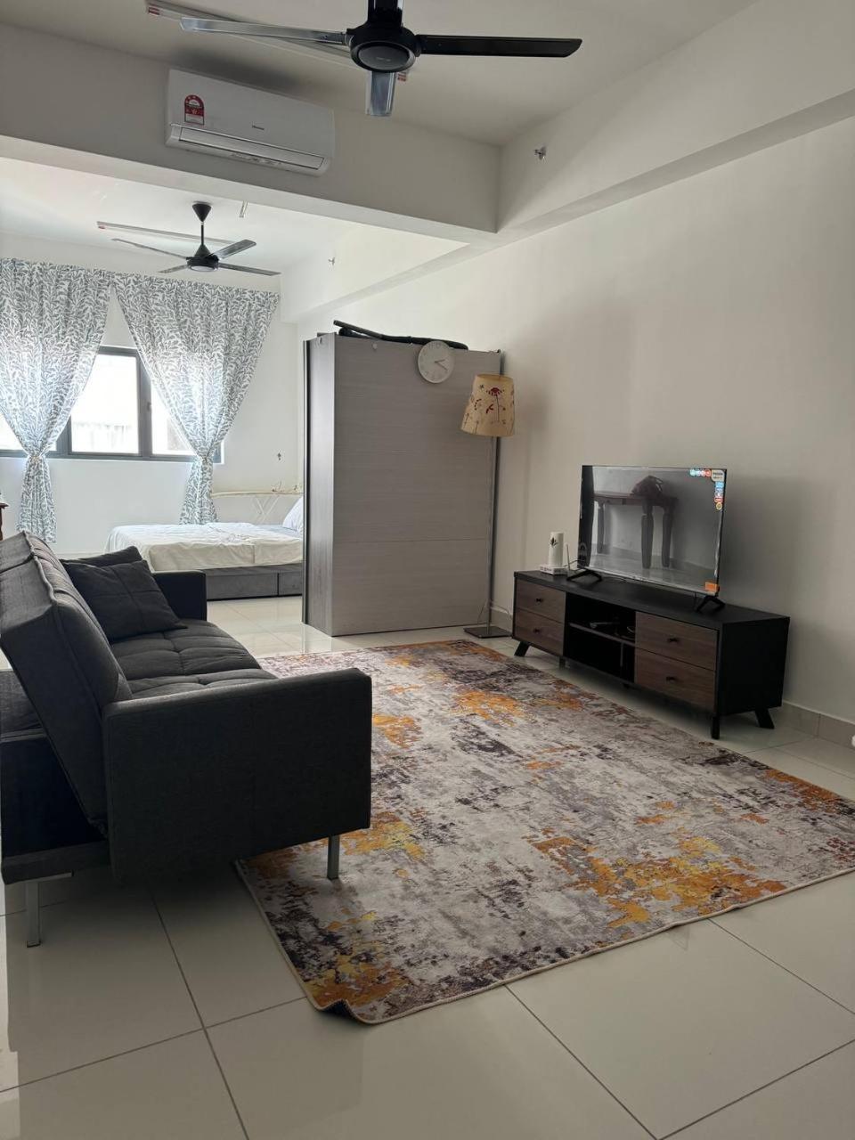 Pearl Studio at Edusentral Setia Alam photo 3