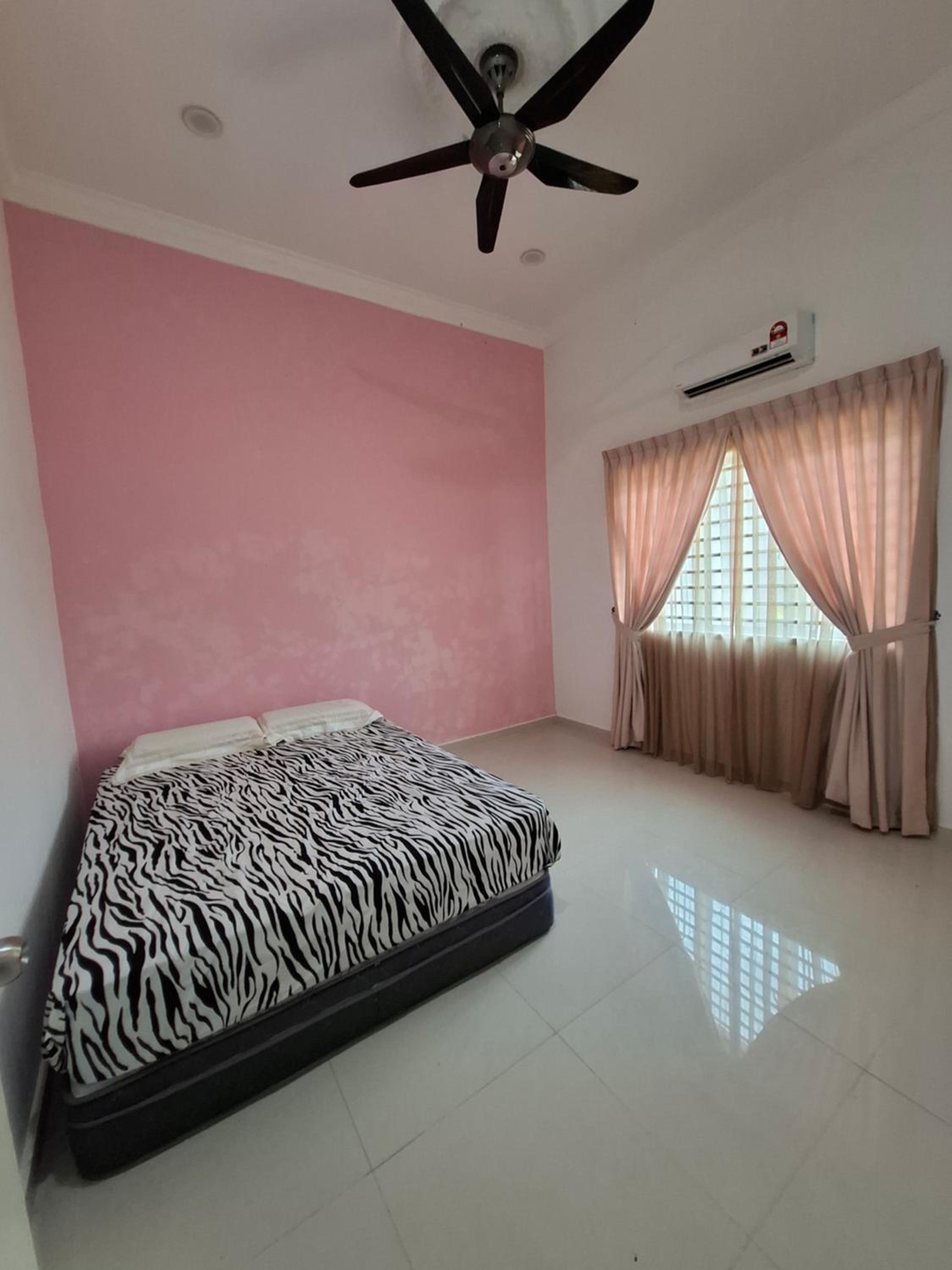 Homestay Neni Alor Gajah photo 4