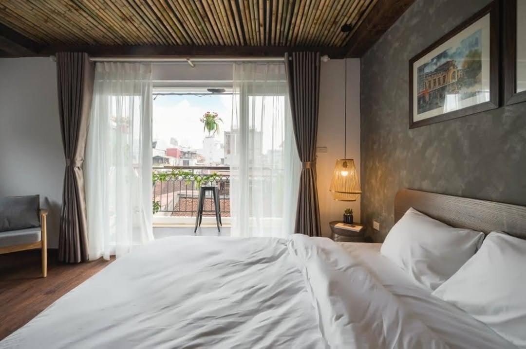 HIDDEN GEM*HEART of THE OLD QUARTER*5BR*FULL HOUSE