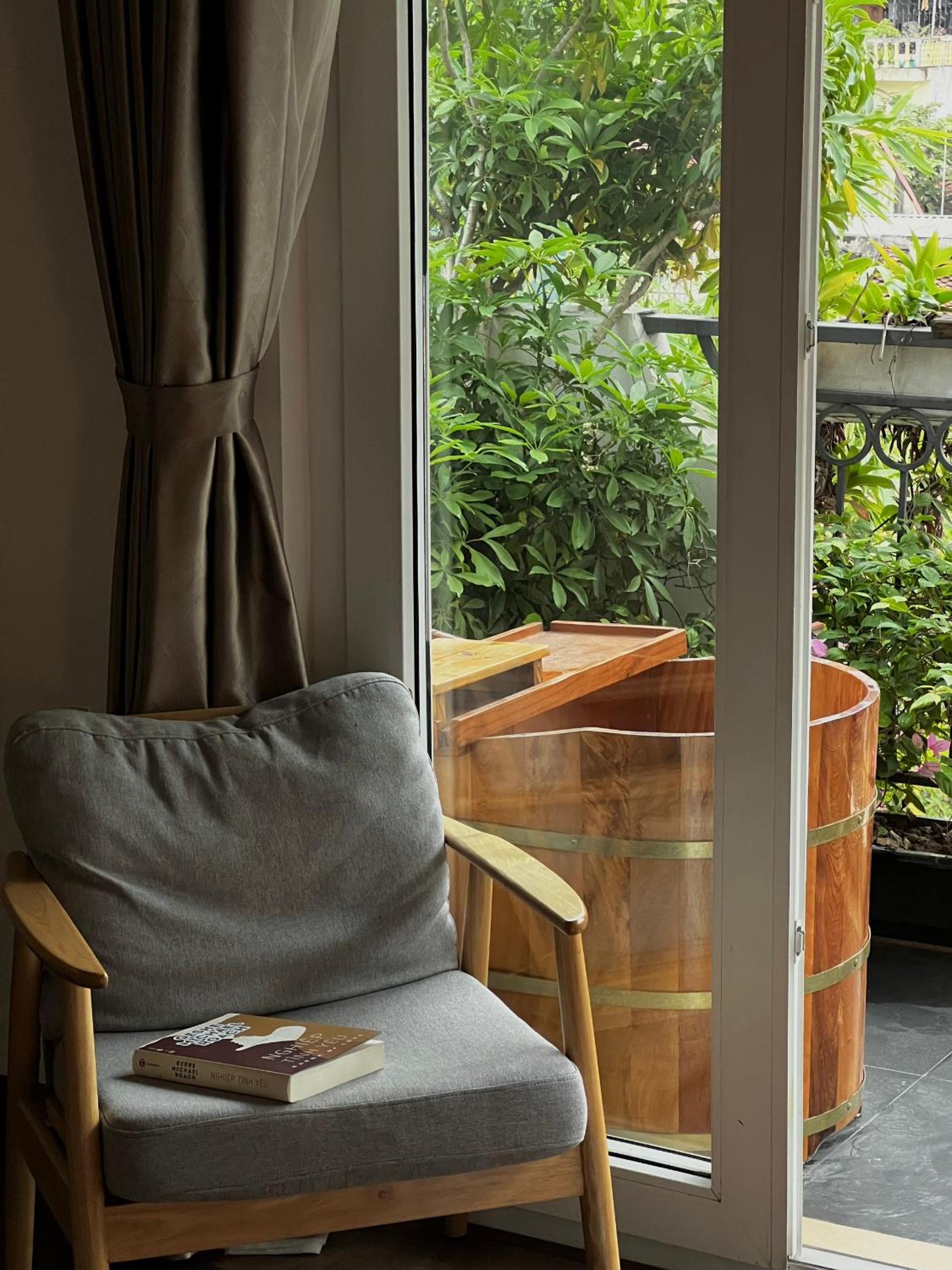 HIDDEN GEM*HEART of THE OLD QUARTER*5BR*FULL HOUSE