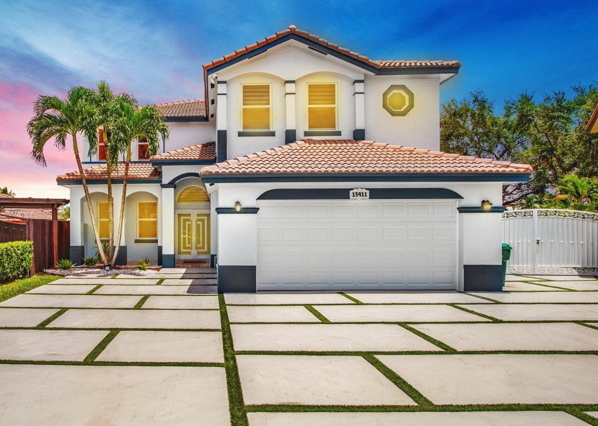Luxe Villa 5BR I Pool Jacuzzi Fire Pit Piano