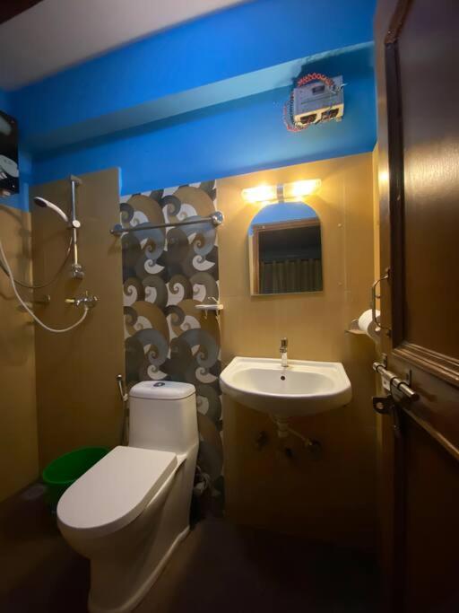 3bhk perfect for a family view 2