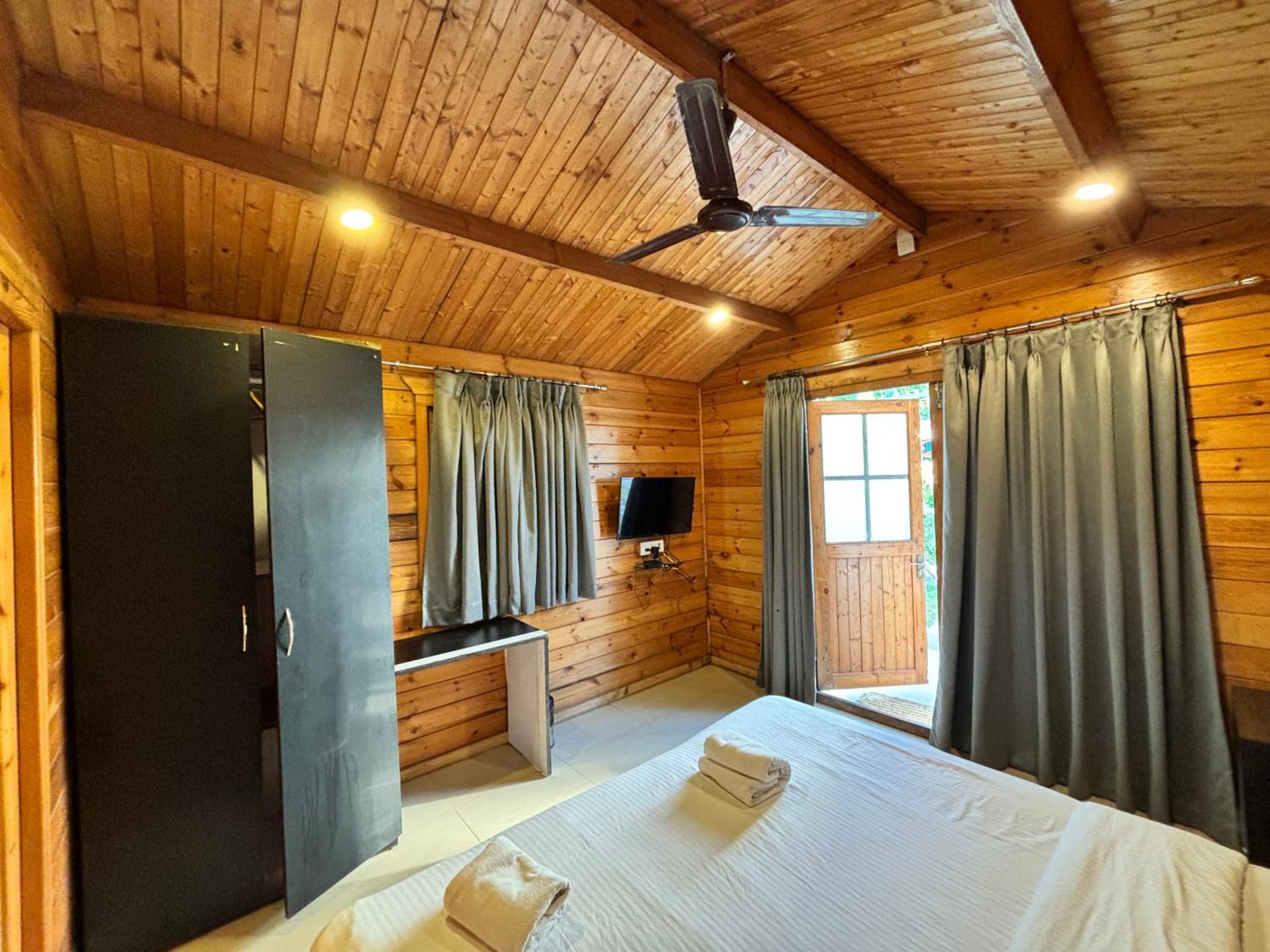 FabHotel Prime Village Resort