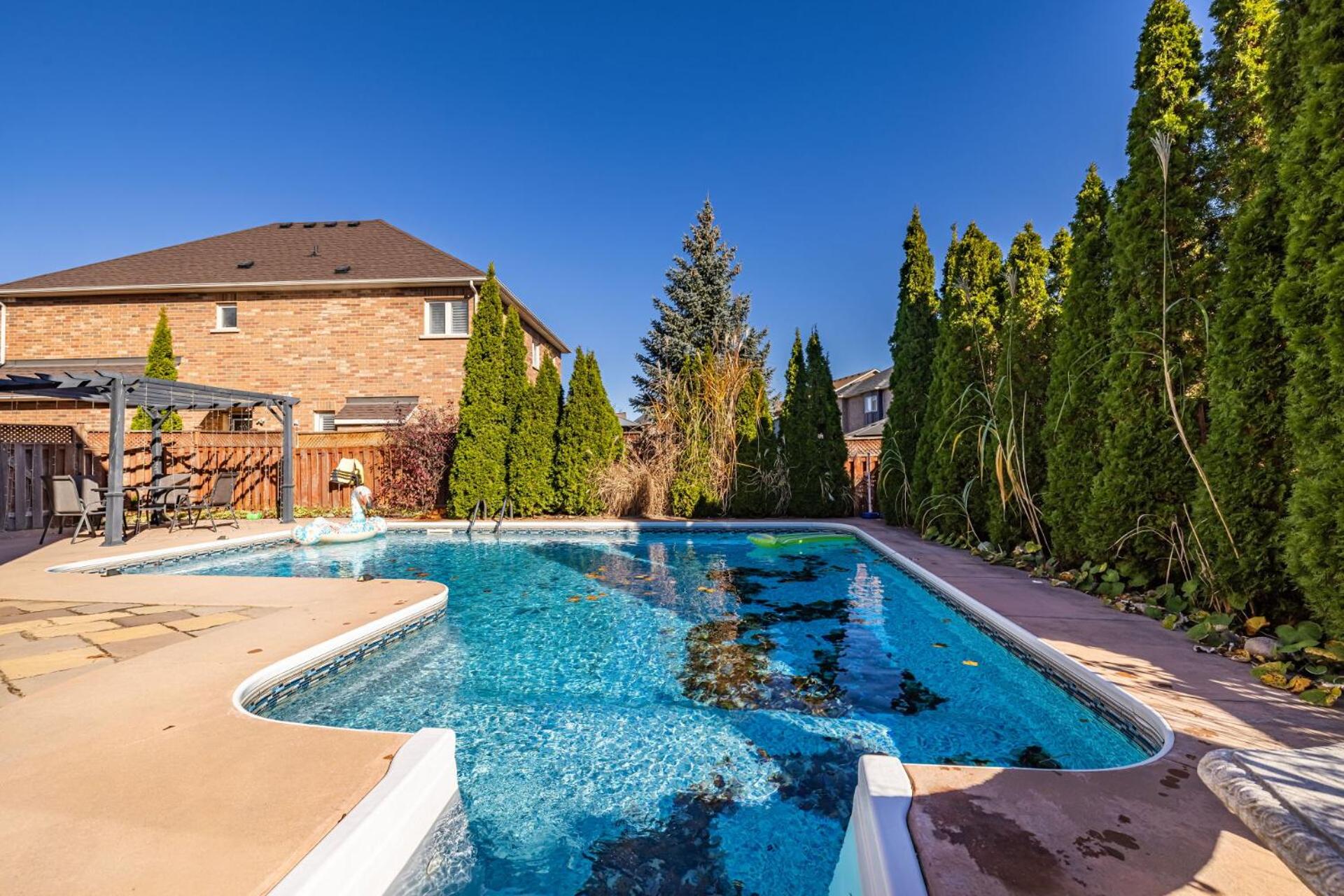 Relax with family in Luxury Oasis near Airport