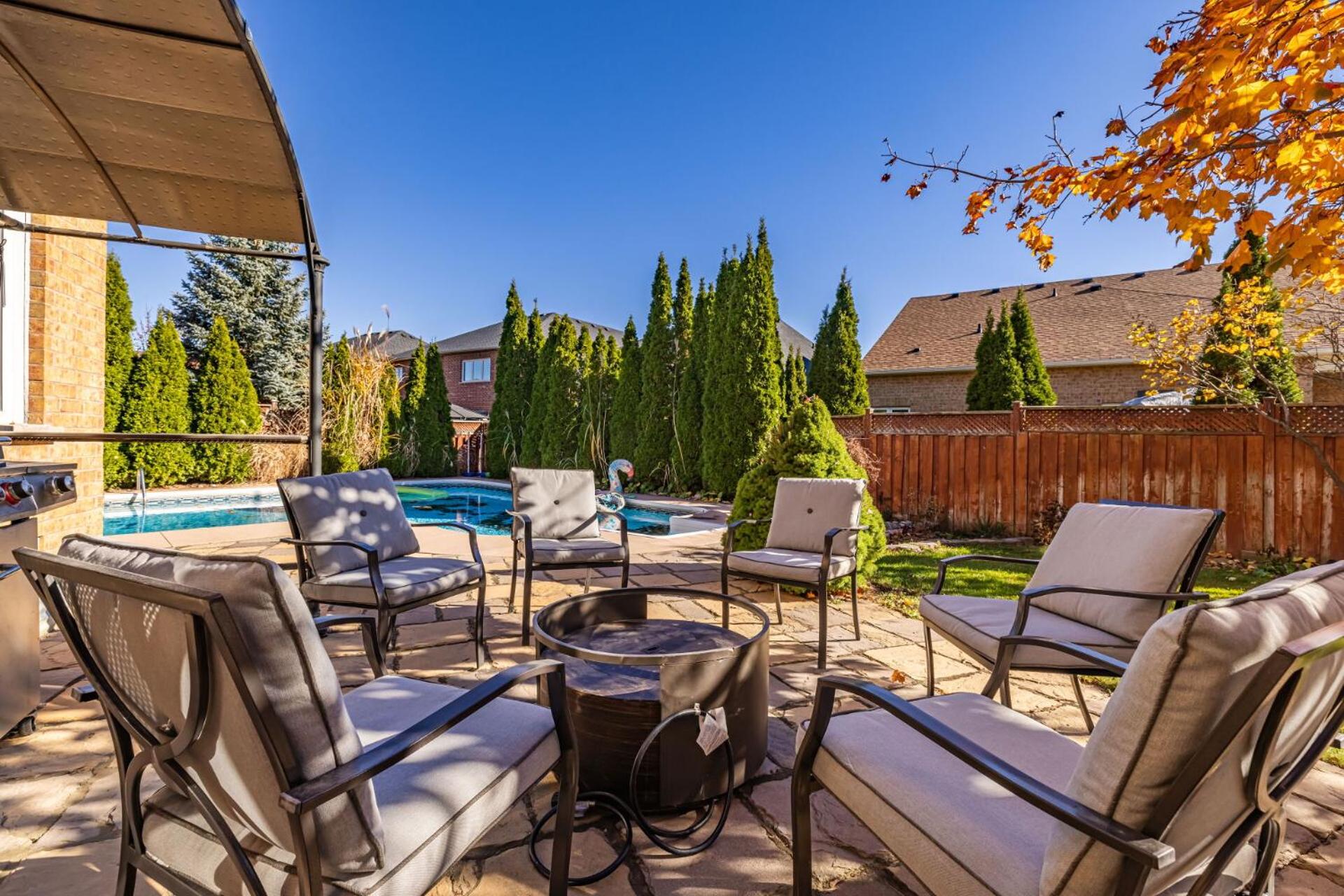 Relax with family in Luxury Oasis near Airport