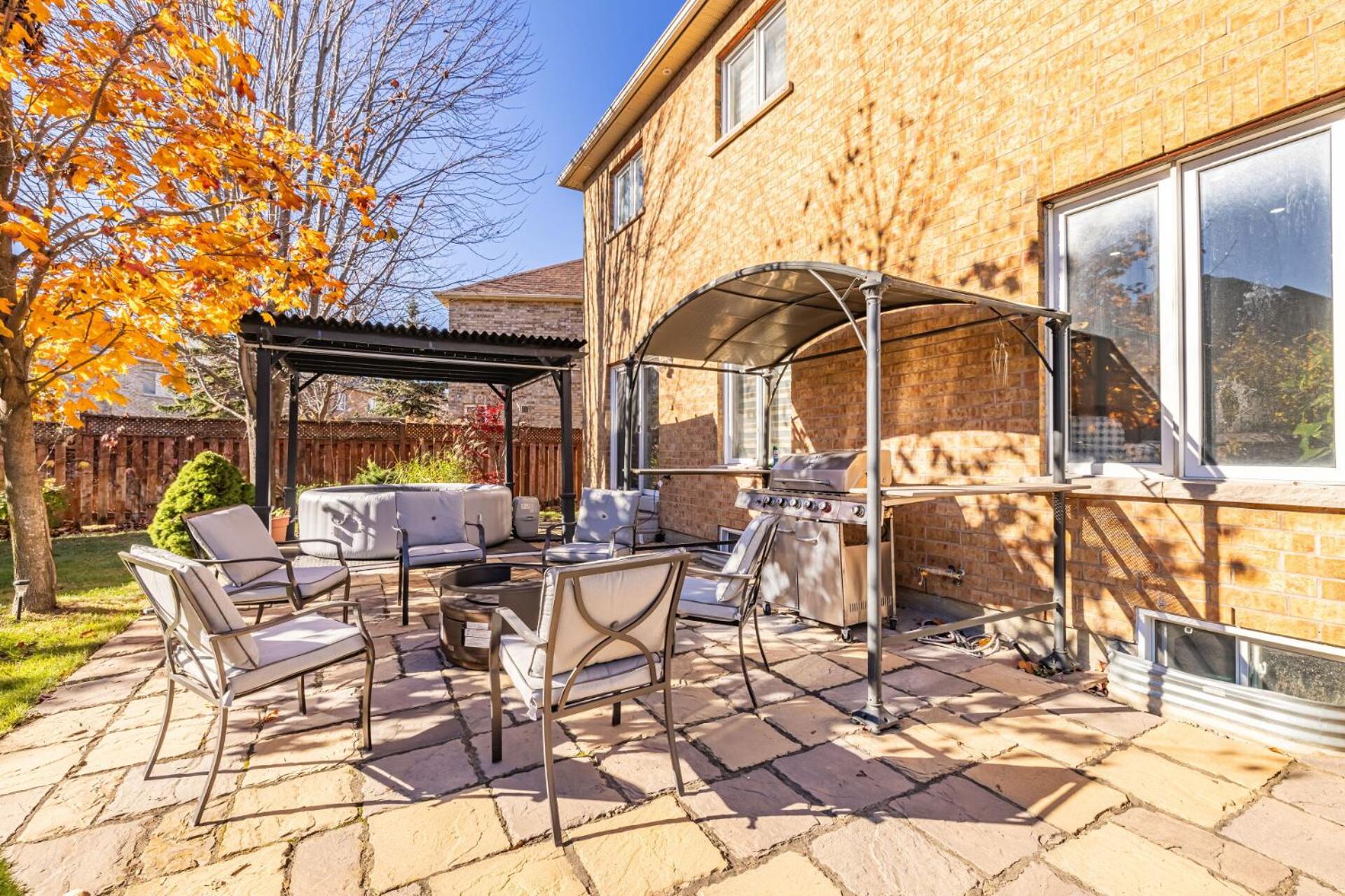 Relax with family in Luxury Oasis near Airport