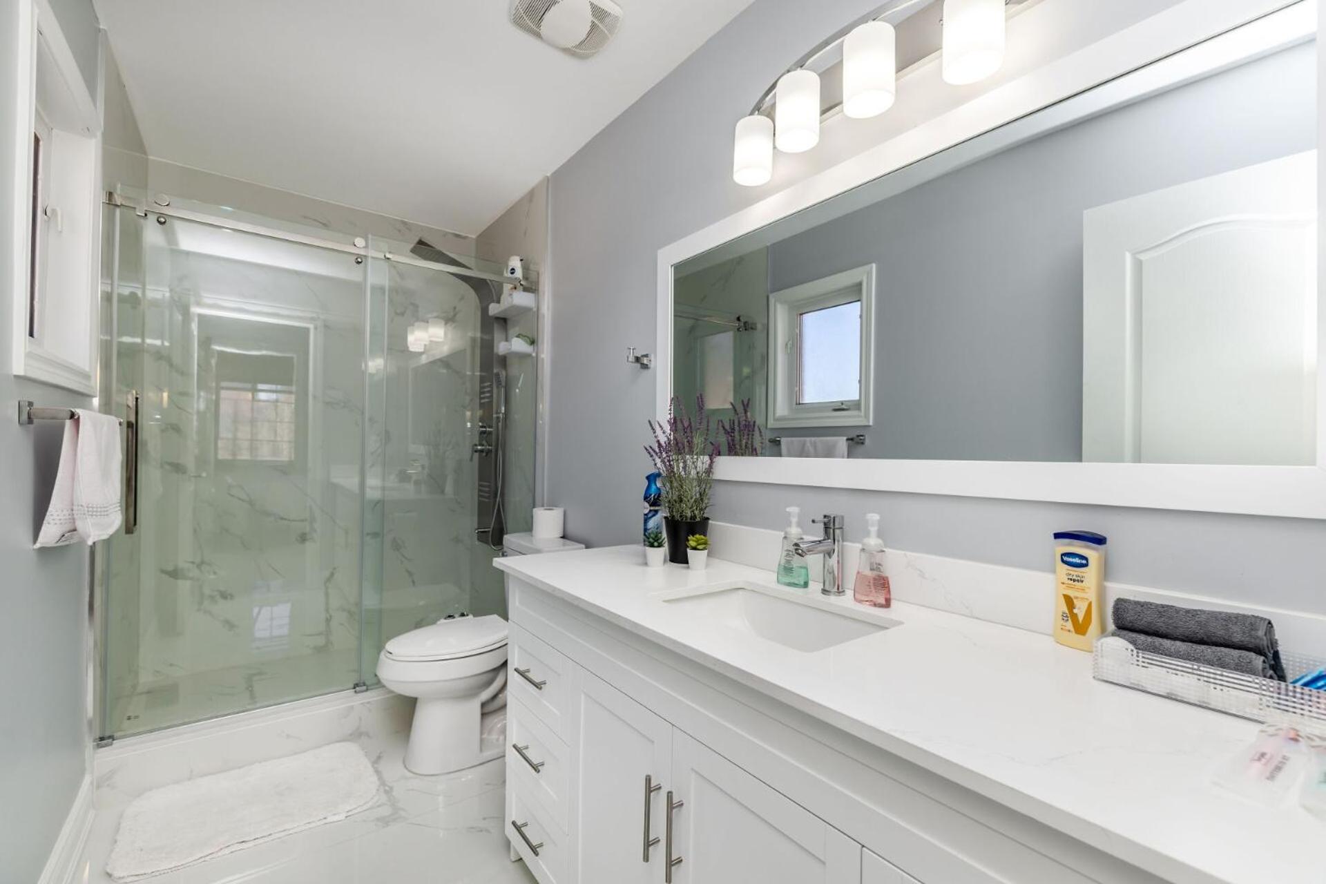 Relax with family in Luxury Oasis near Airport