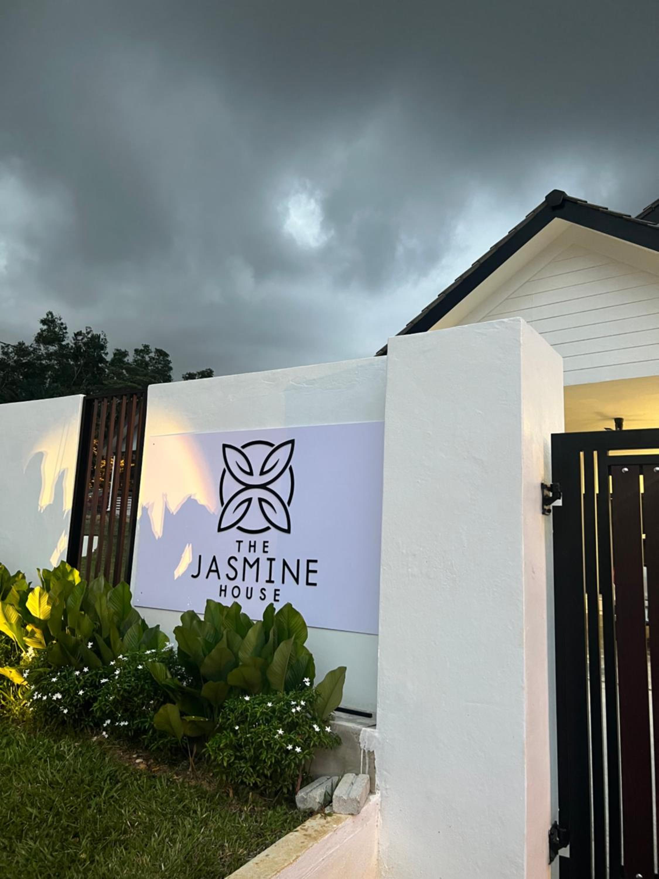 The Jasmine House Desa Putra w Private Pool 5 min Putrajaya photo 4