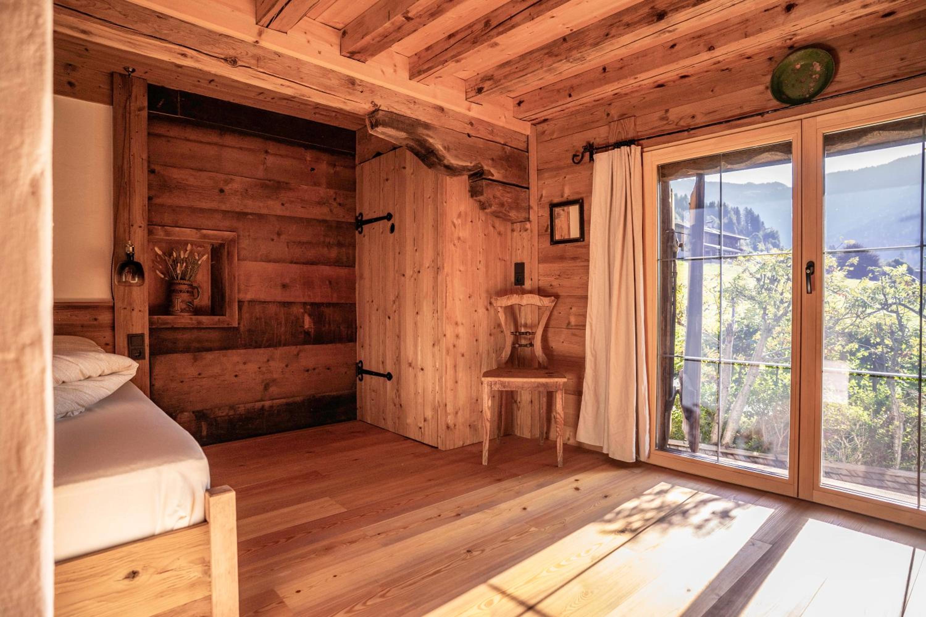 Hunters Lodge Chalet Superior