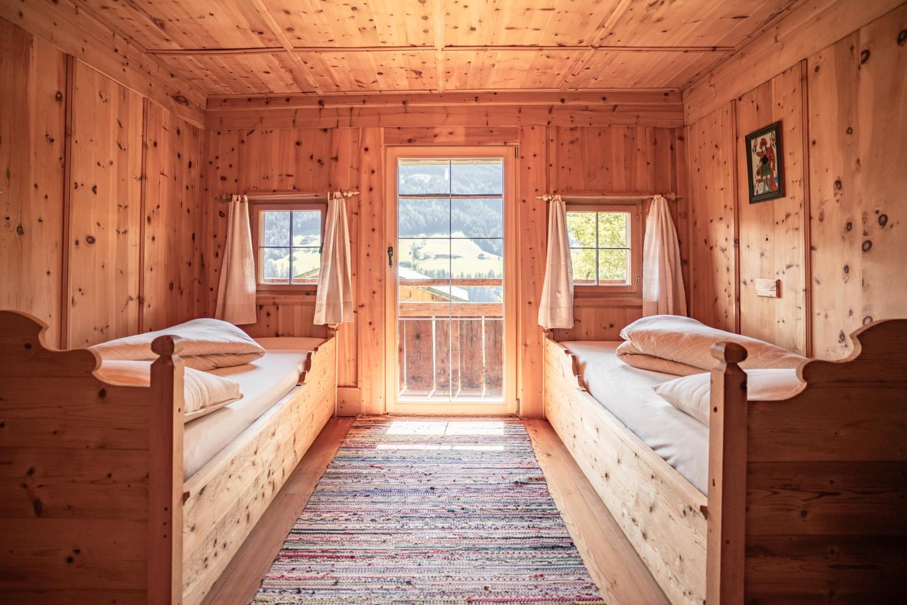Hunters Lodge Chalet Superior