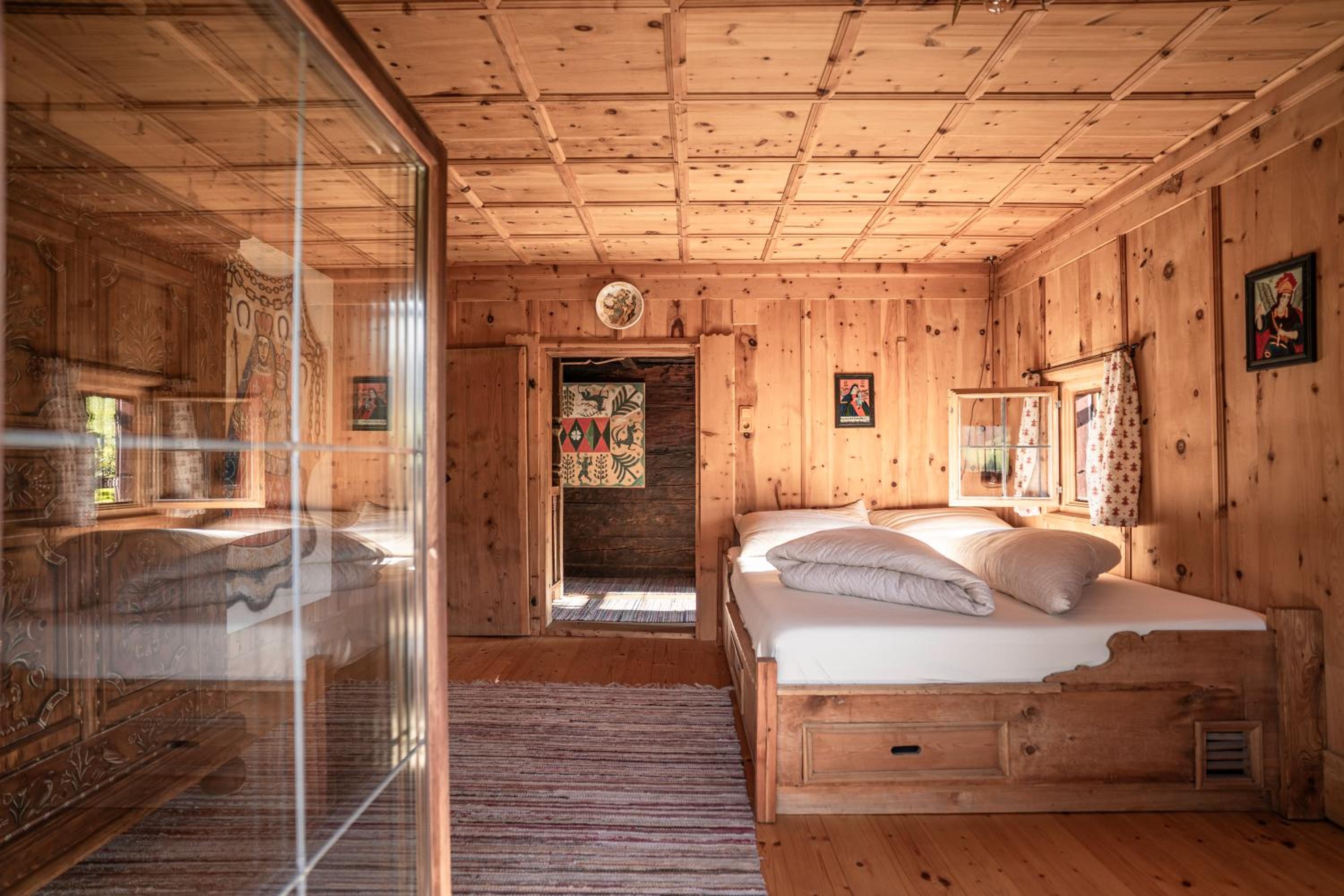 Hunters Lodge Chalet Superior