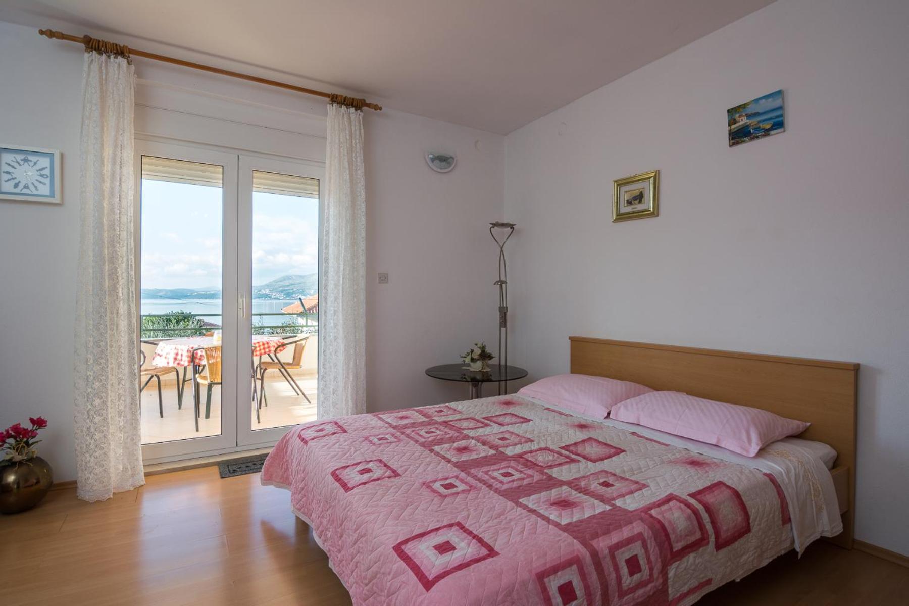 Apartments Marina