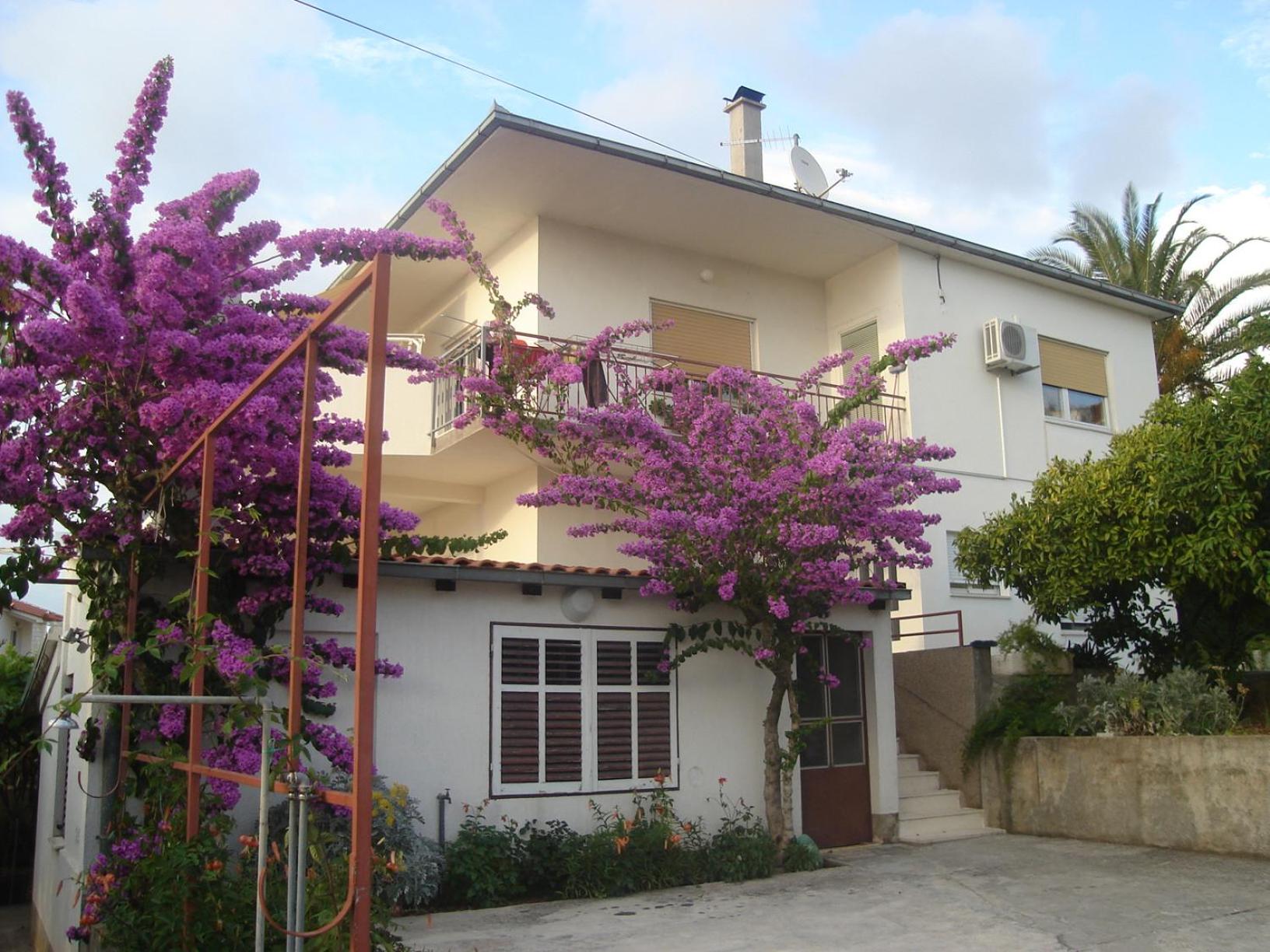 Apartments Marina