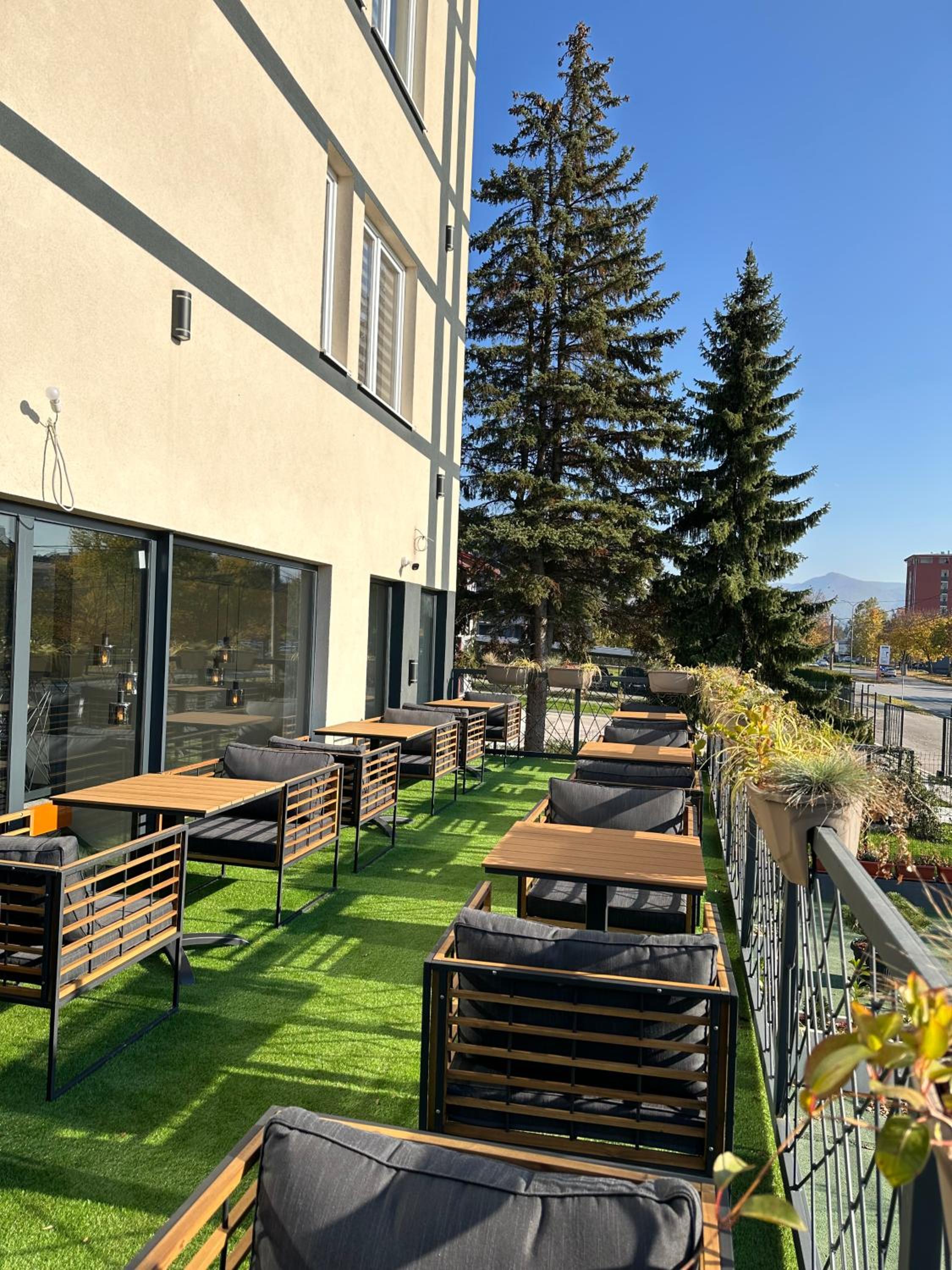 Alinar Oasis Budget Hotel