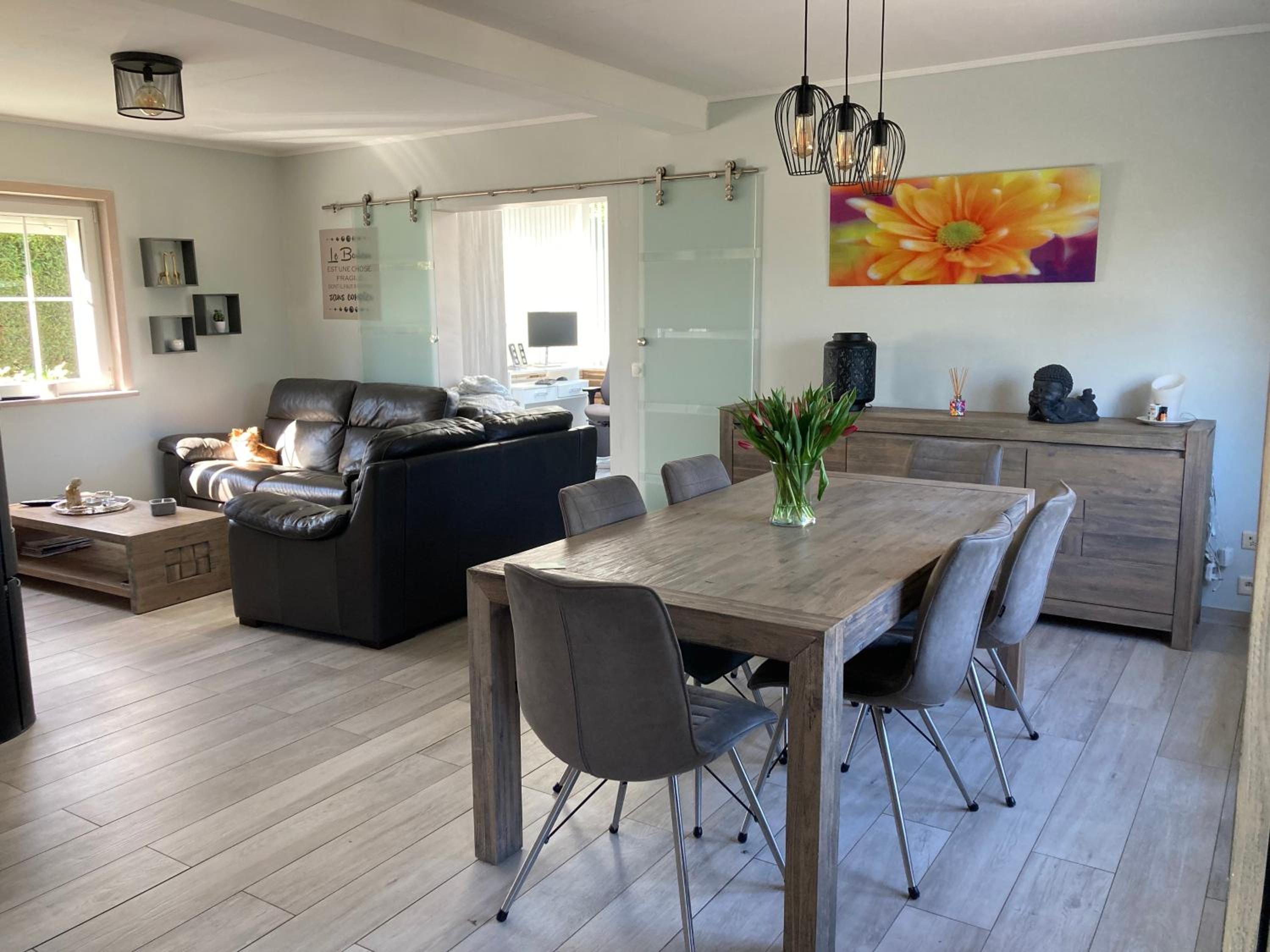Une chambre privée au sein d'une villa à la campagne