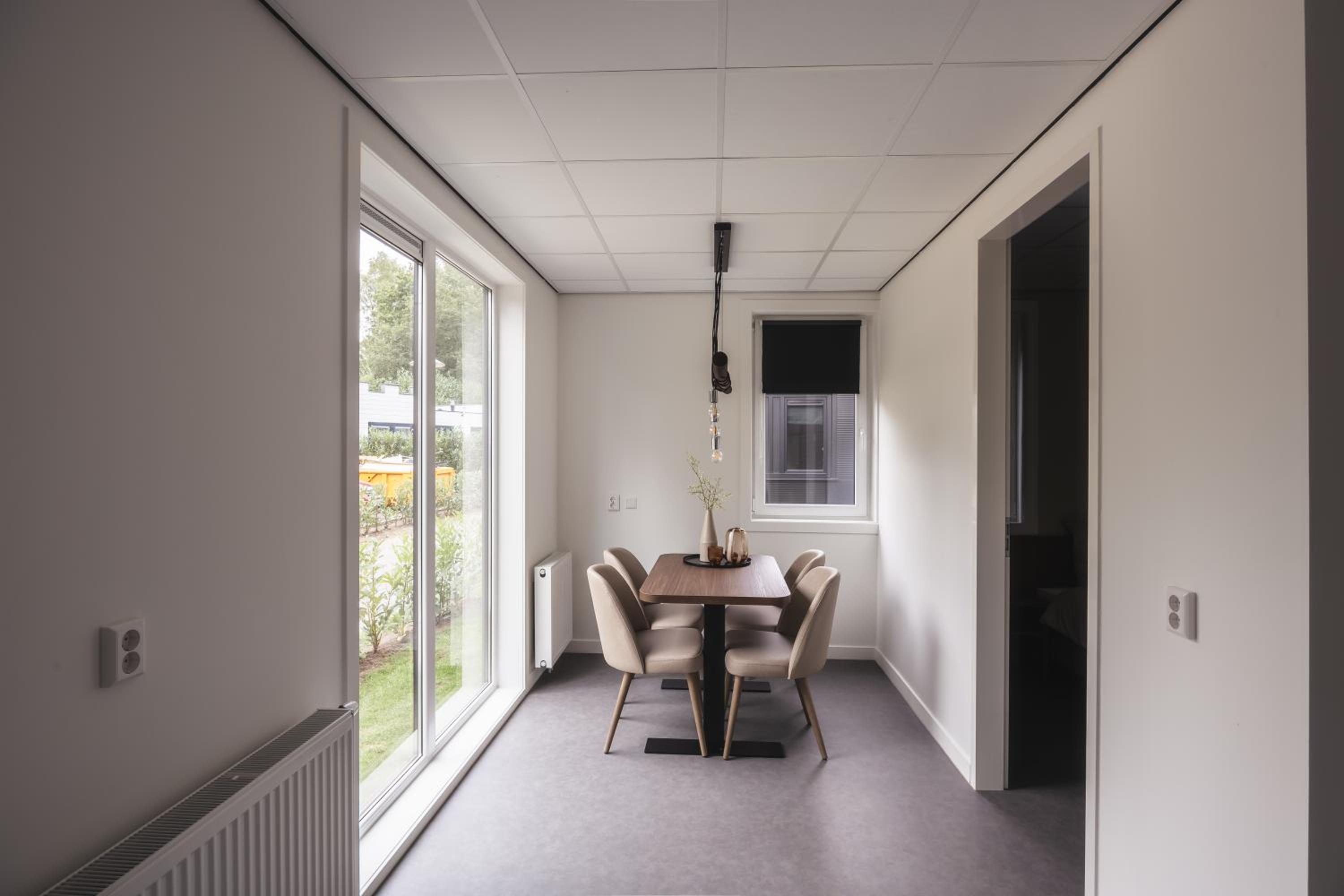 Tiny House 'De Dennenhut' view 5