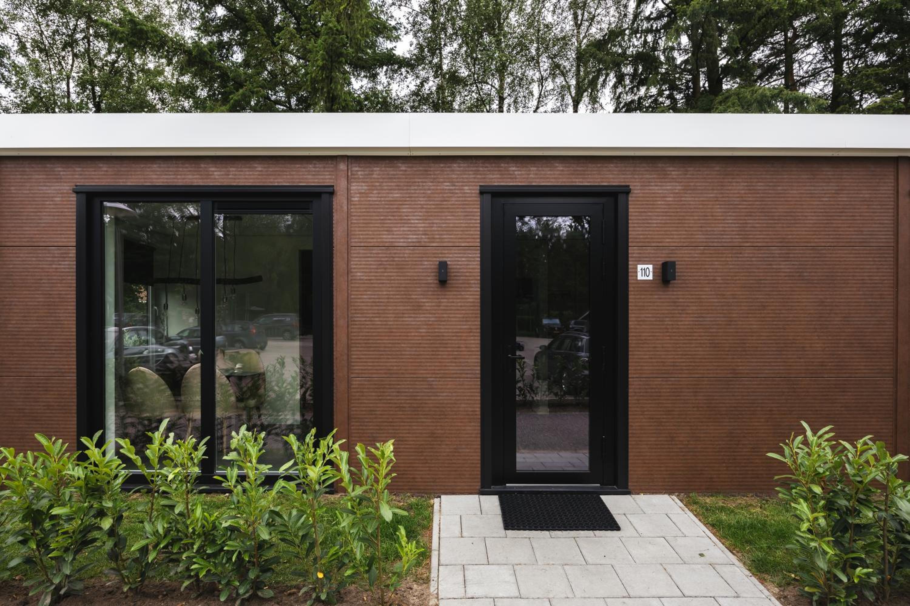Tiny House 'De Dennenhut' view 3