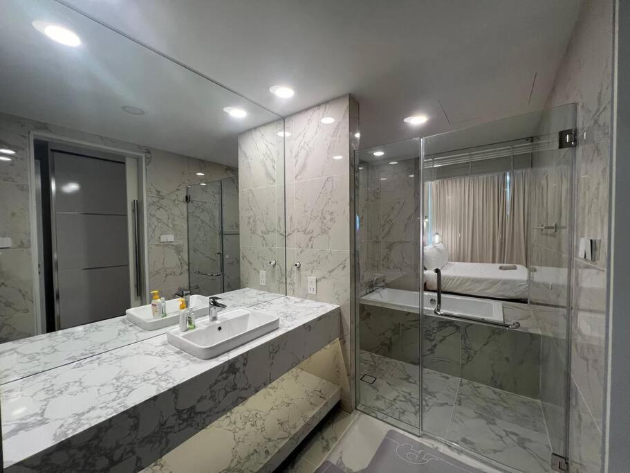 JD Luxury Lavanya Apartment photo 3