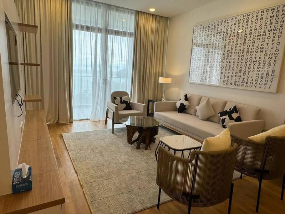 JD Luxury Lavanya Apartment photo 6