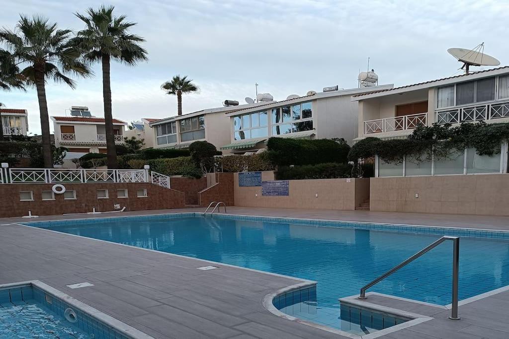Sea view Beach House with Pool
