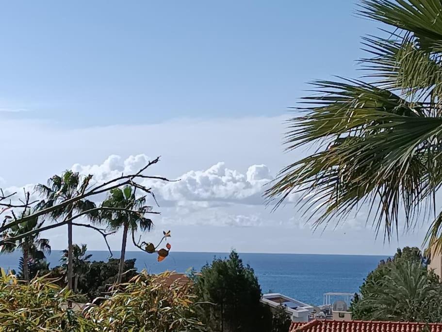 Sea view Beach House with Pool