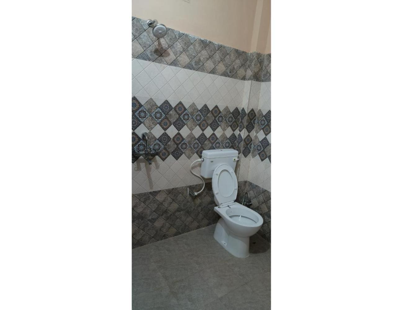 Photo 32