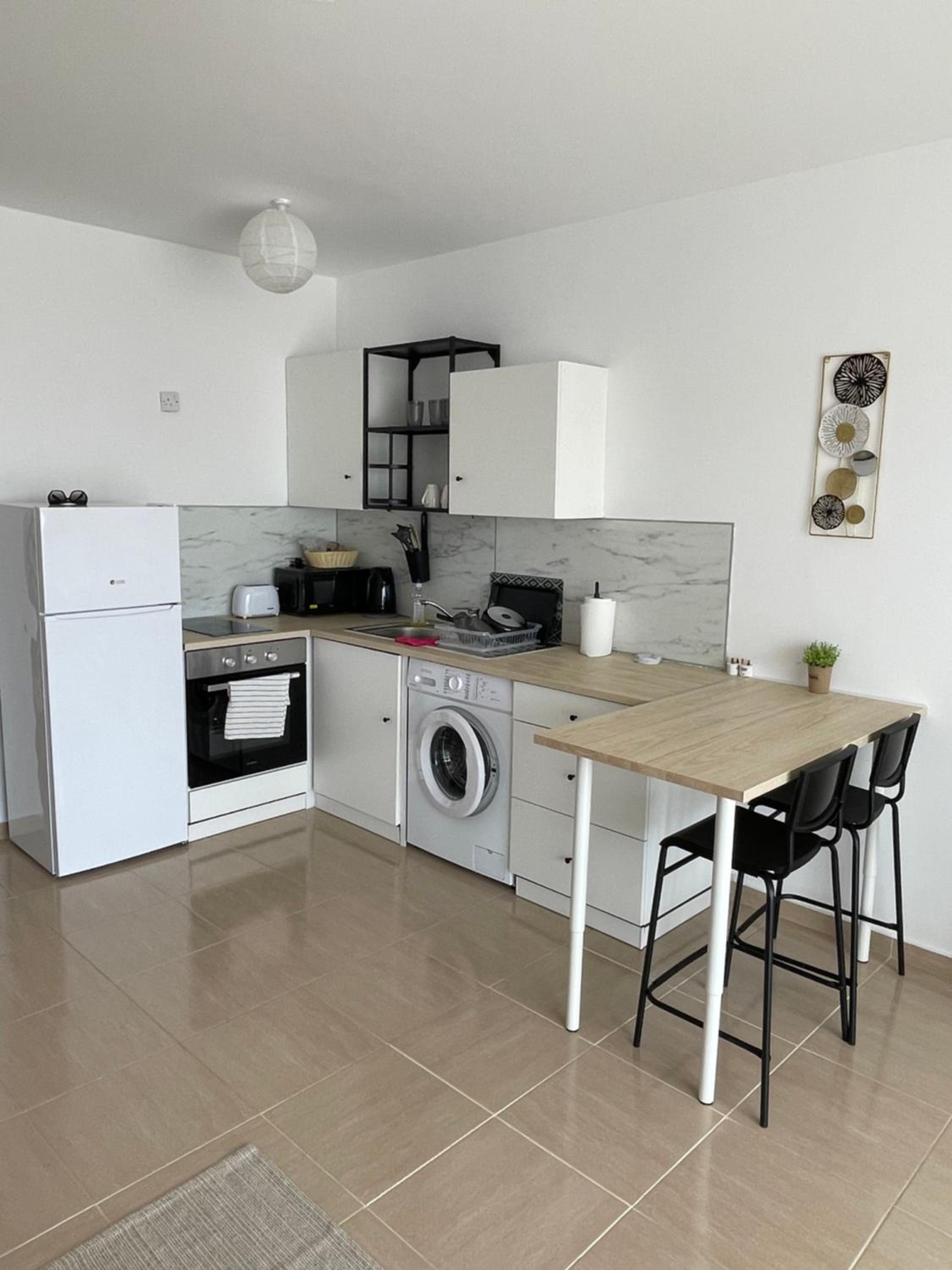 Polly Apartment