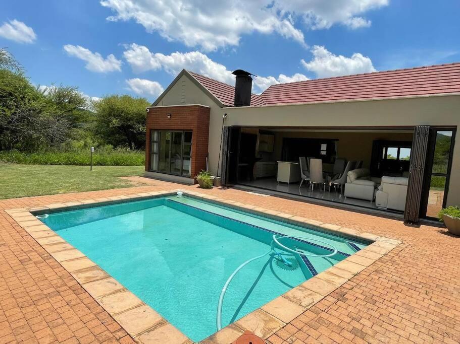 Euphoria Golf Estate House 196 Rooibok view 4