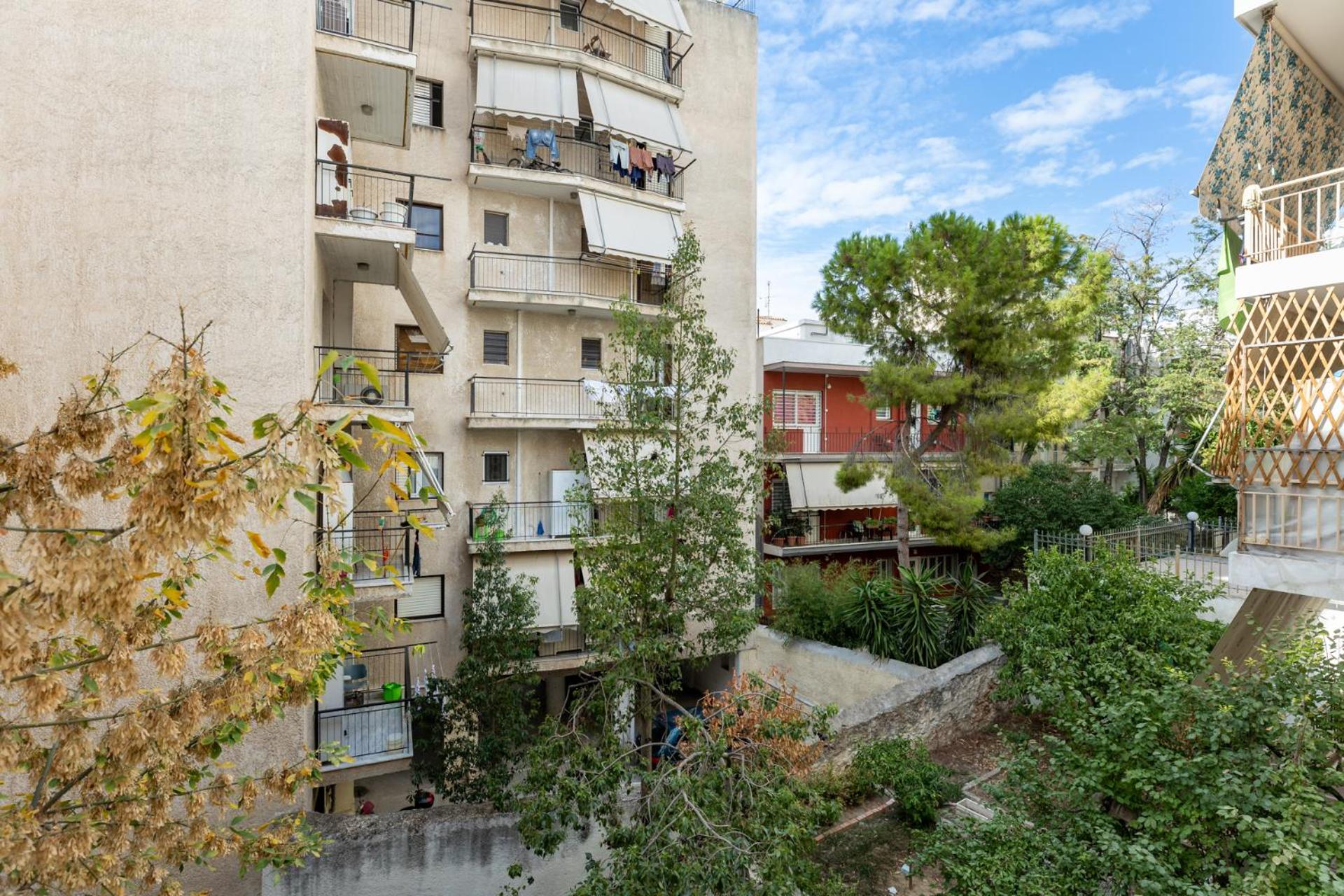 EstelZan Apartment