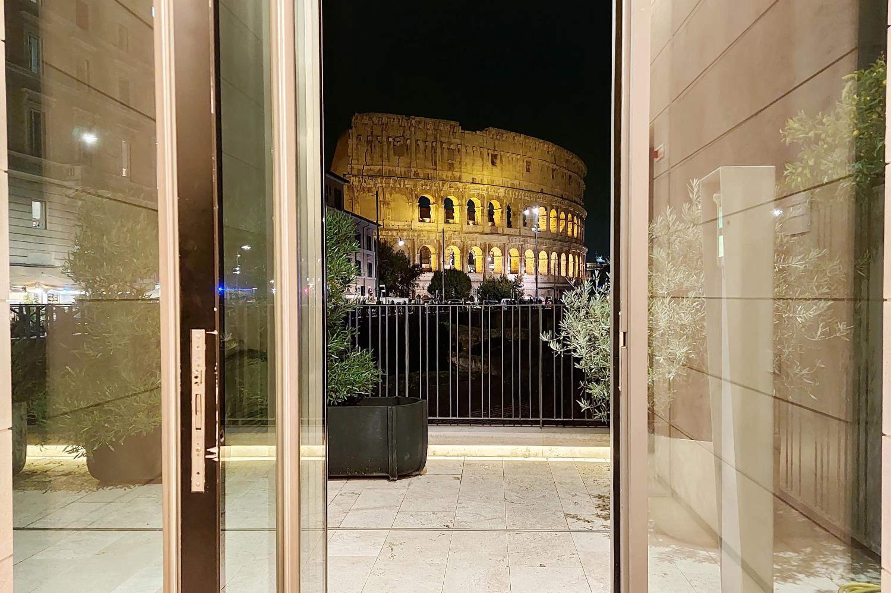 Luxury Domus Apartment 2
