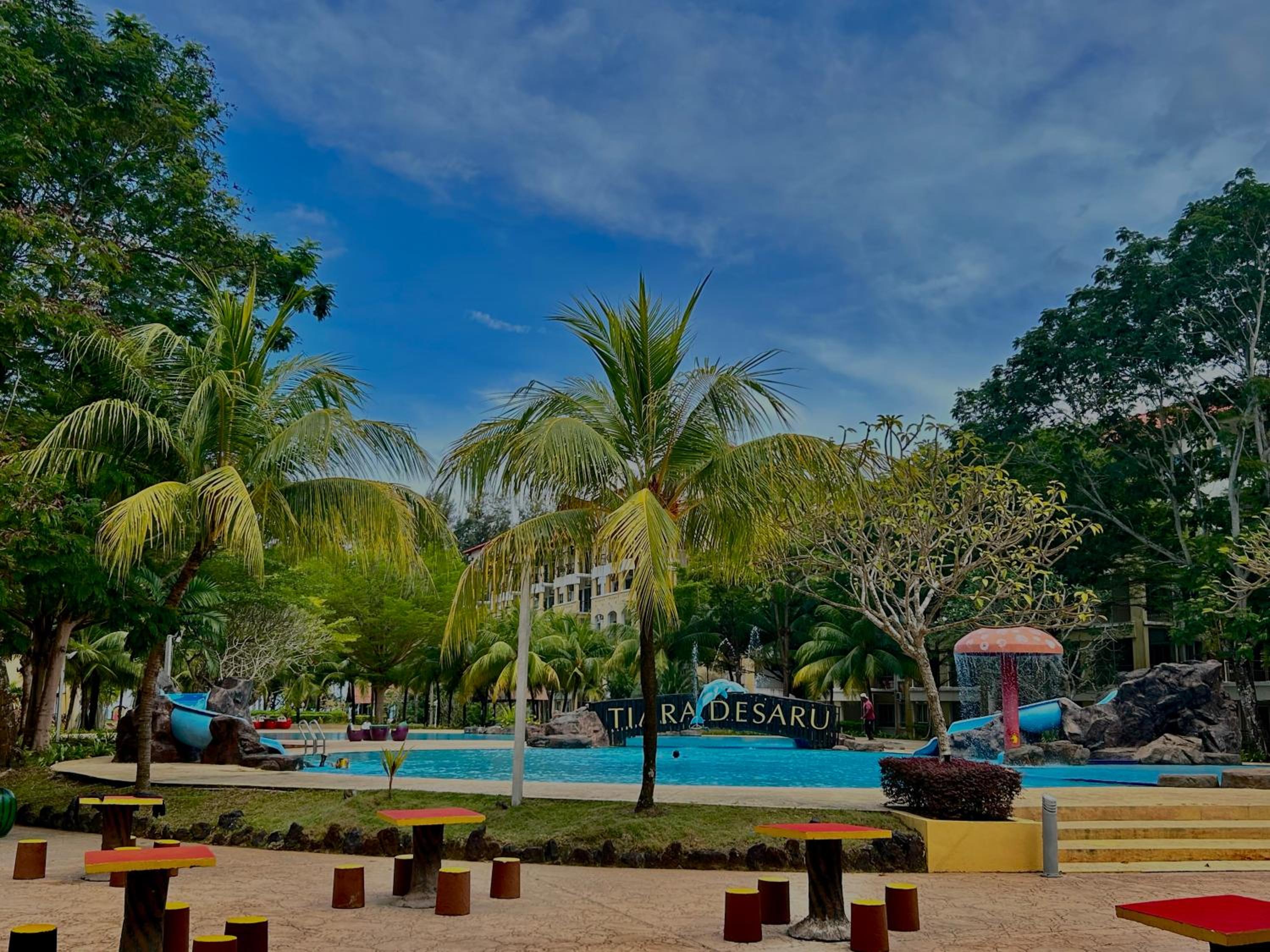 Tiara desaru beach photo 4