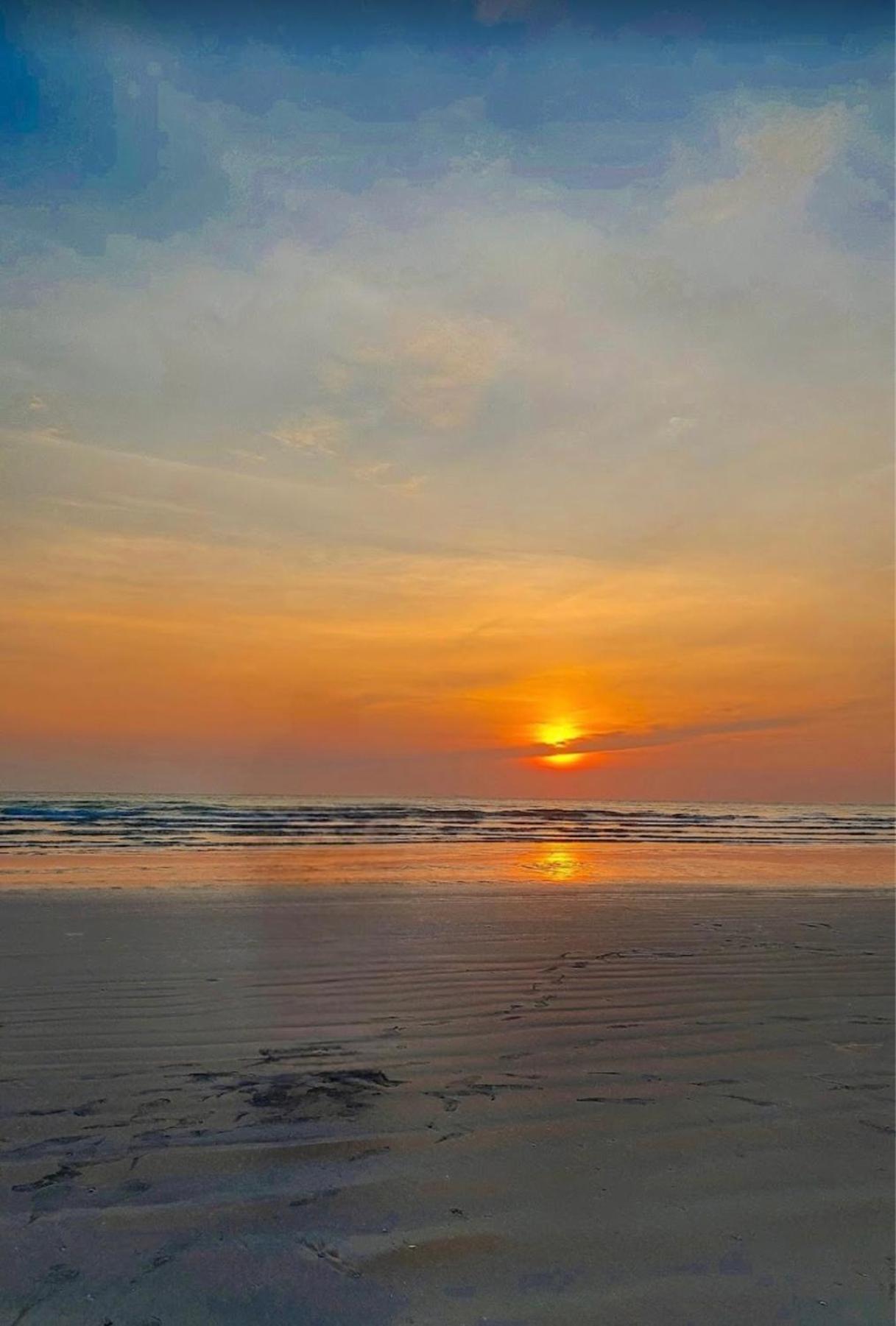 Tiara desaru beach photo 6