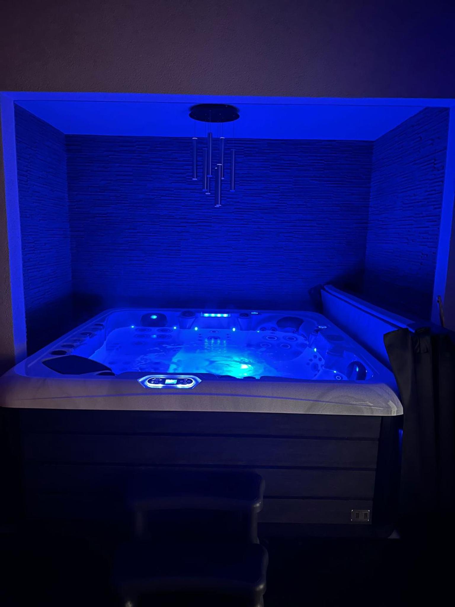 Luxus Privat-SPA mit privatem Whirlpool und Sauna