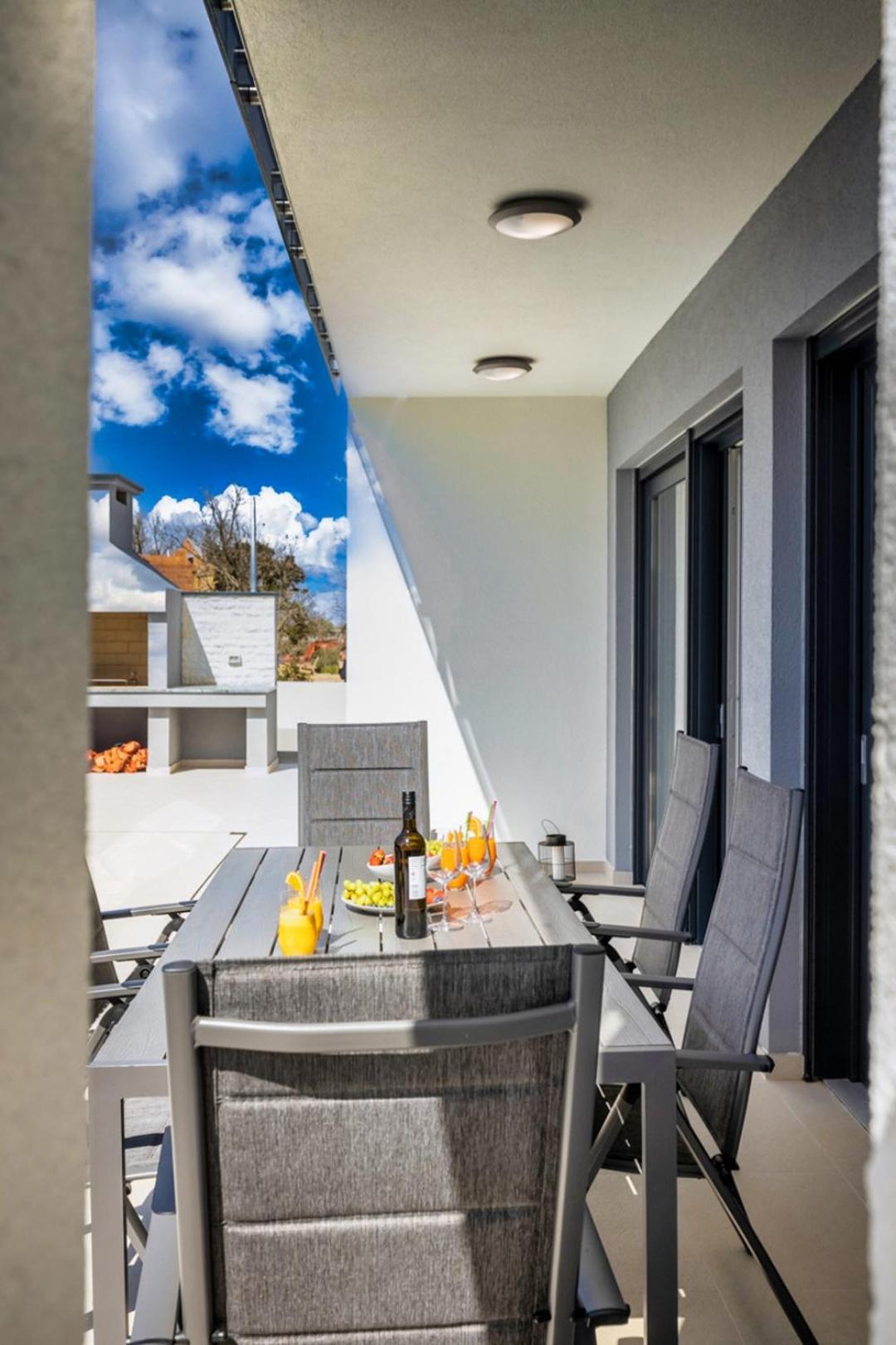 Villa Sanja - CROWONDER LUXURY RENT